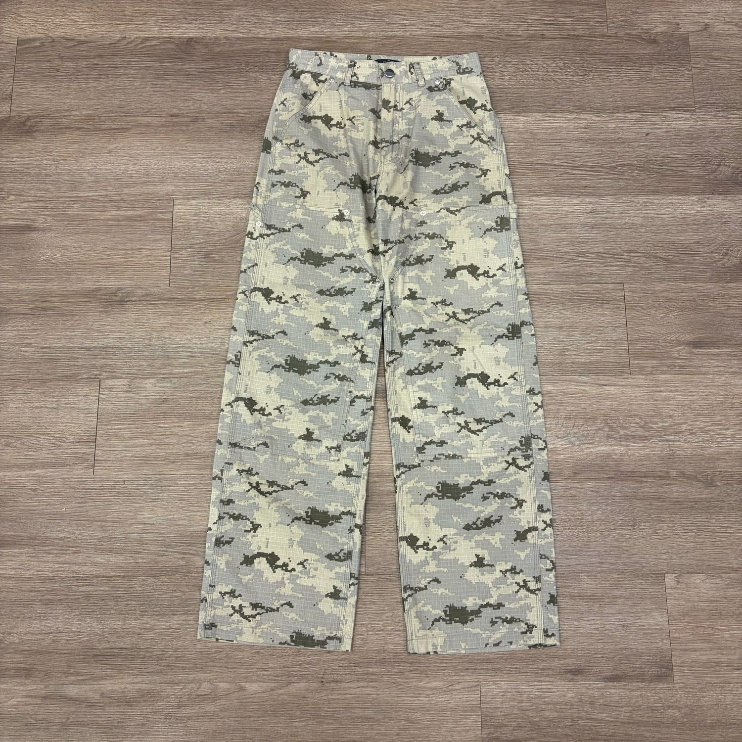 PO HAPPY MEMORIES DONT DIE HMDD DIGI CAMO DOUBLE KNEE PANTS SIZE XS