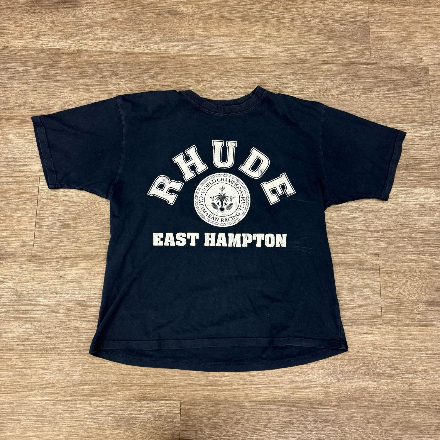 PO RHUDE HAMPTON CATAMARAN NAVY TEE SIZE S