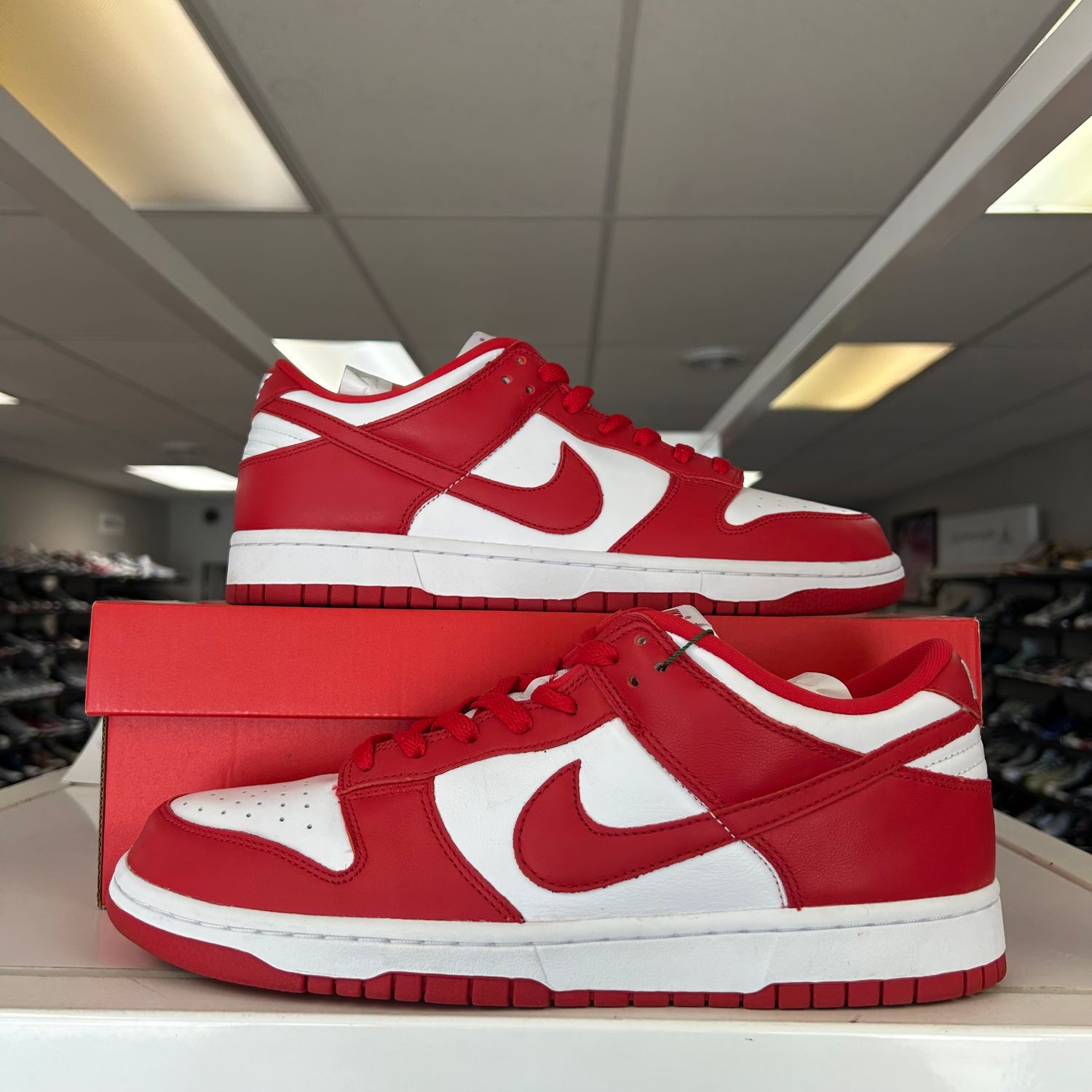 PO NIKE DUNK LOW SP ST.JOHN SX  SIZE 10