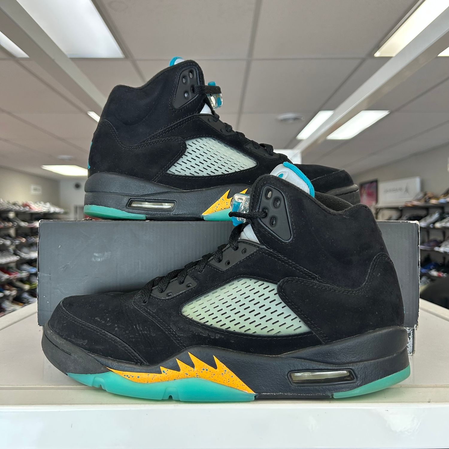 PO AIR JORDAN 5 AQUA SX SIZE 9.5