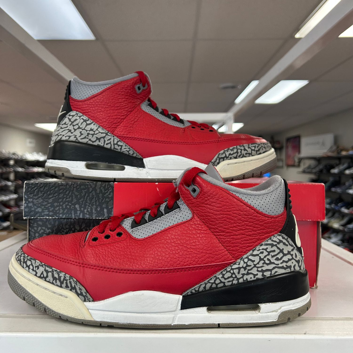 PO AIR JORDAN 3 RETRO SE UNITE SX SIZE 10