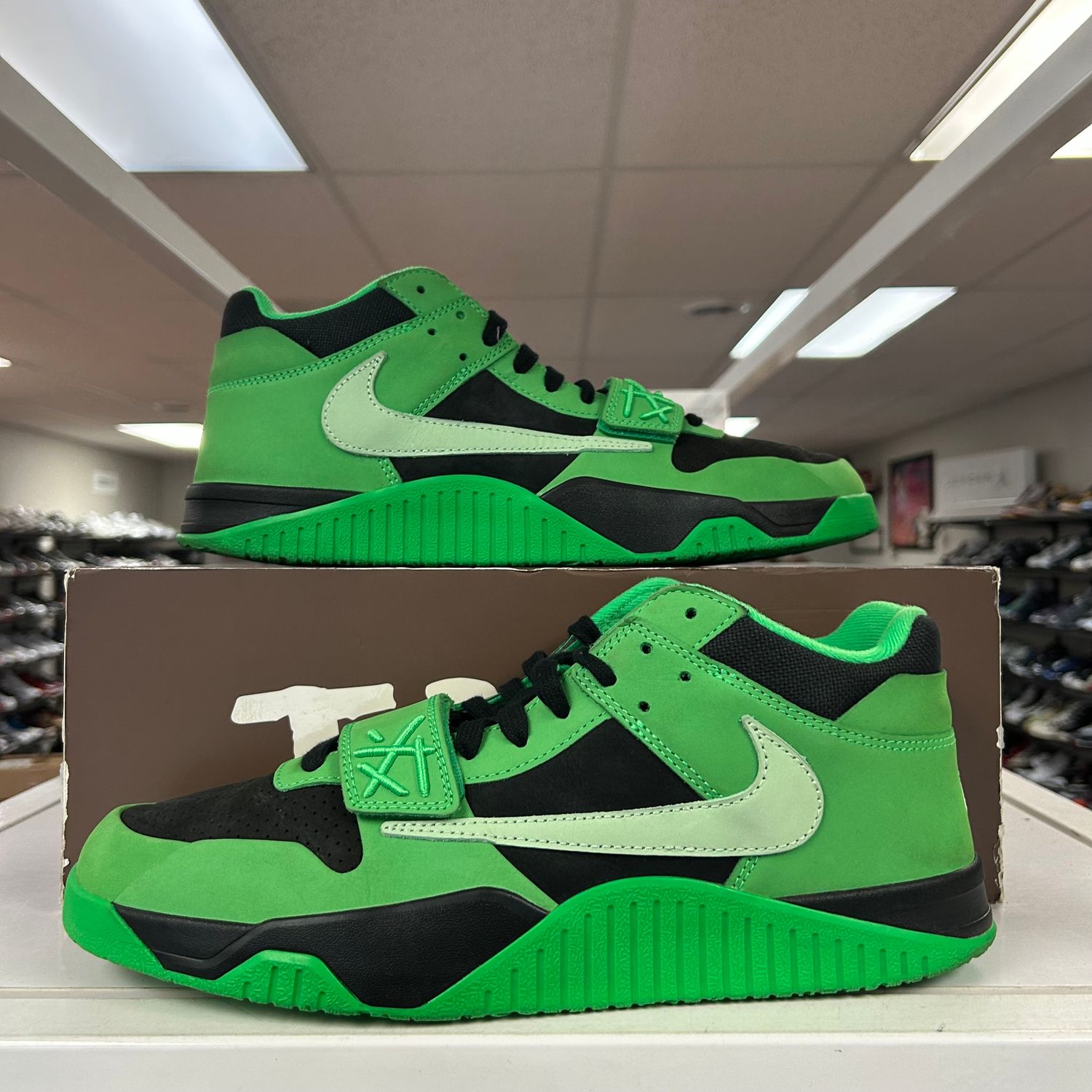 PO AIR JORDAN CJ1 T-REXX TRAVIS SCOTT GREEN SPARK SX SIZE 12