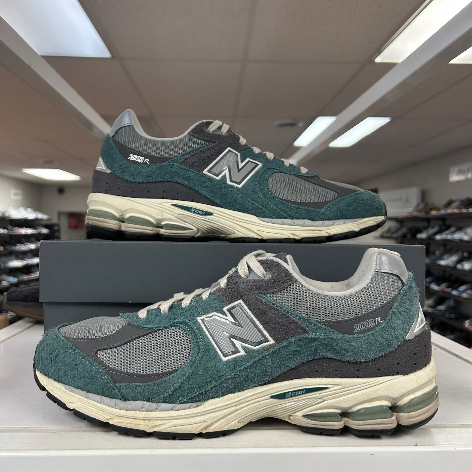 PO NEW BALANCE 2002R NEW SPRUCE MAGNET SX SIZE 11.5