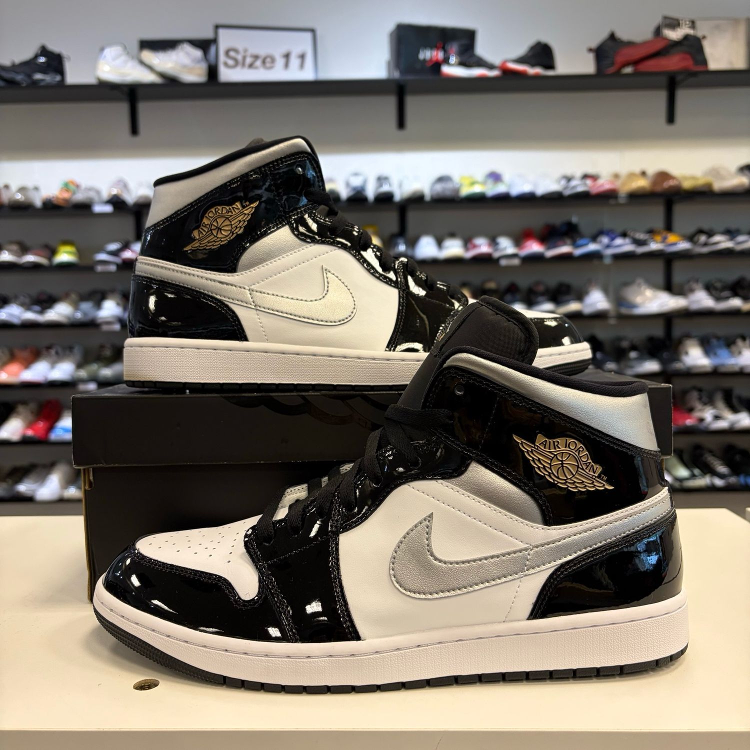 PO JORDAN 1 MID SE PATENT BLACK WHITE METALLIC SILVER GOLD SIZE 12