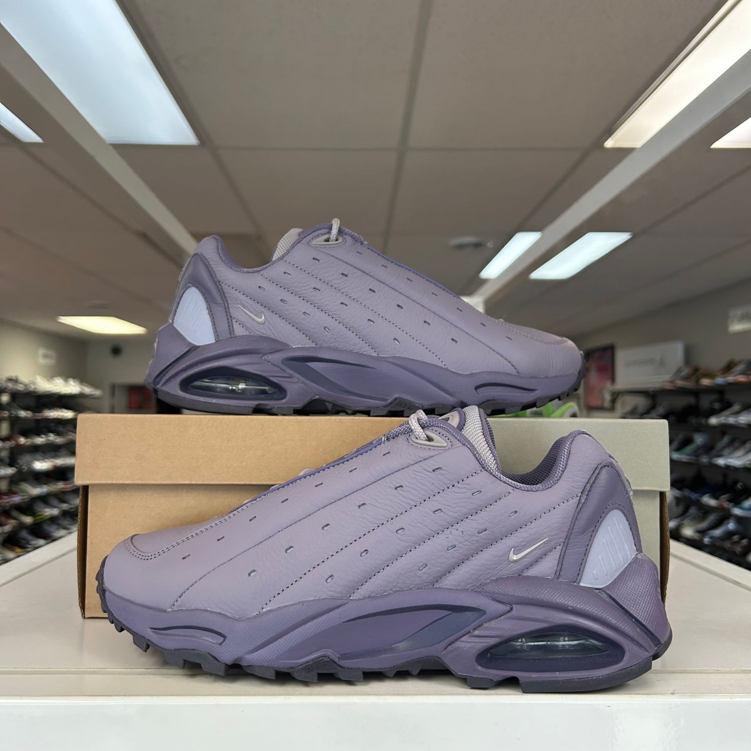 PO NIKE HOT STEP AIR TERRA DRAKE NOCTA VIOLET HAZE SIZE 9