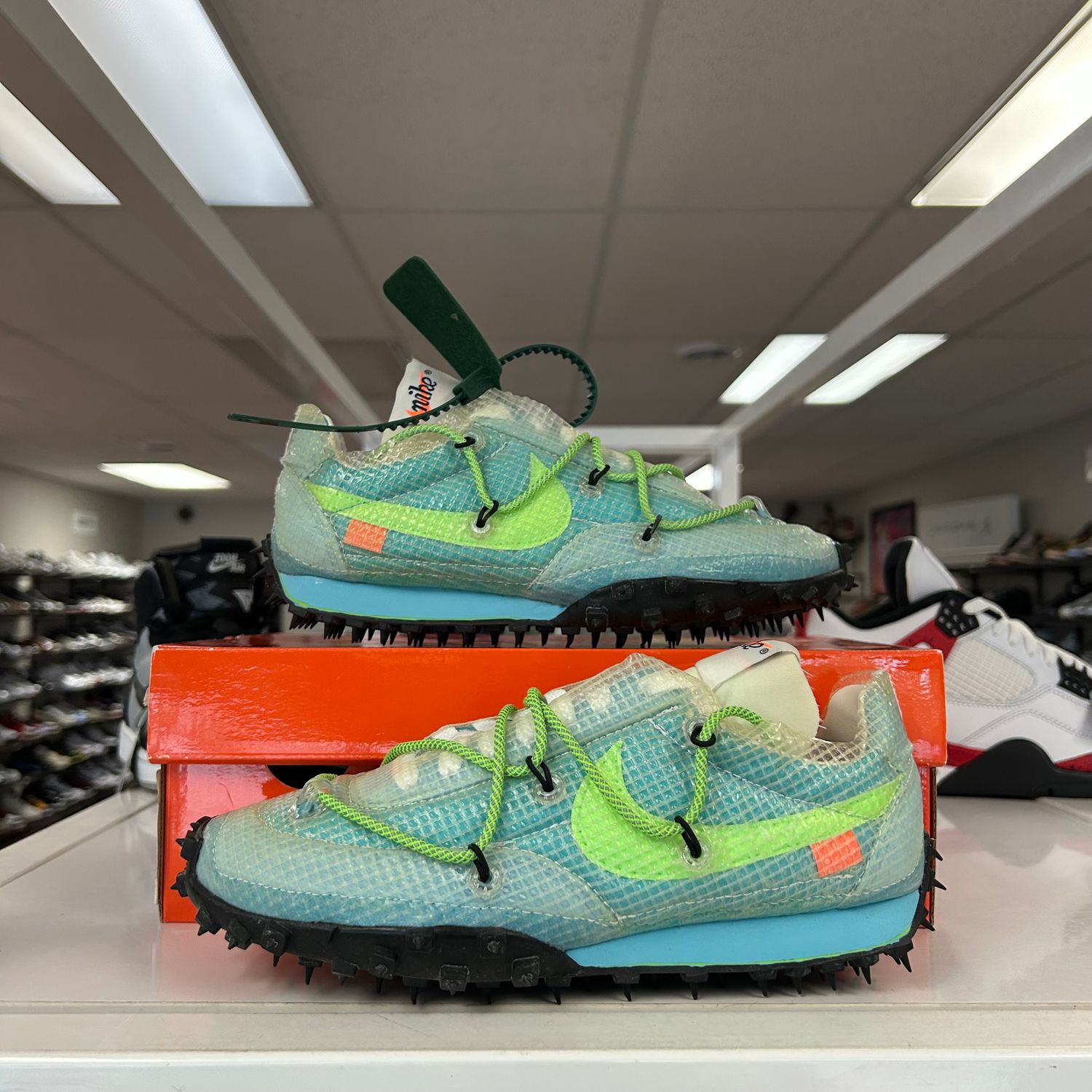 PO NIKE WAFFLE RACER OFF WHITE VIVID SKY (SX) SIZE 6W