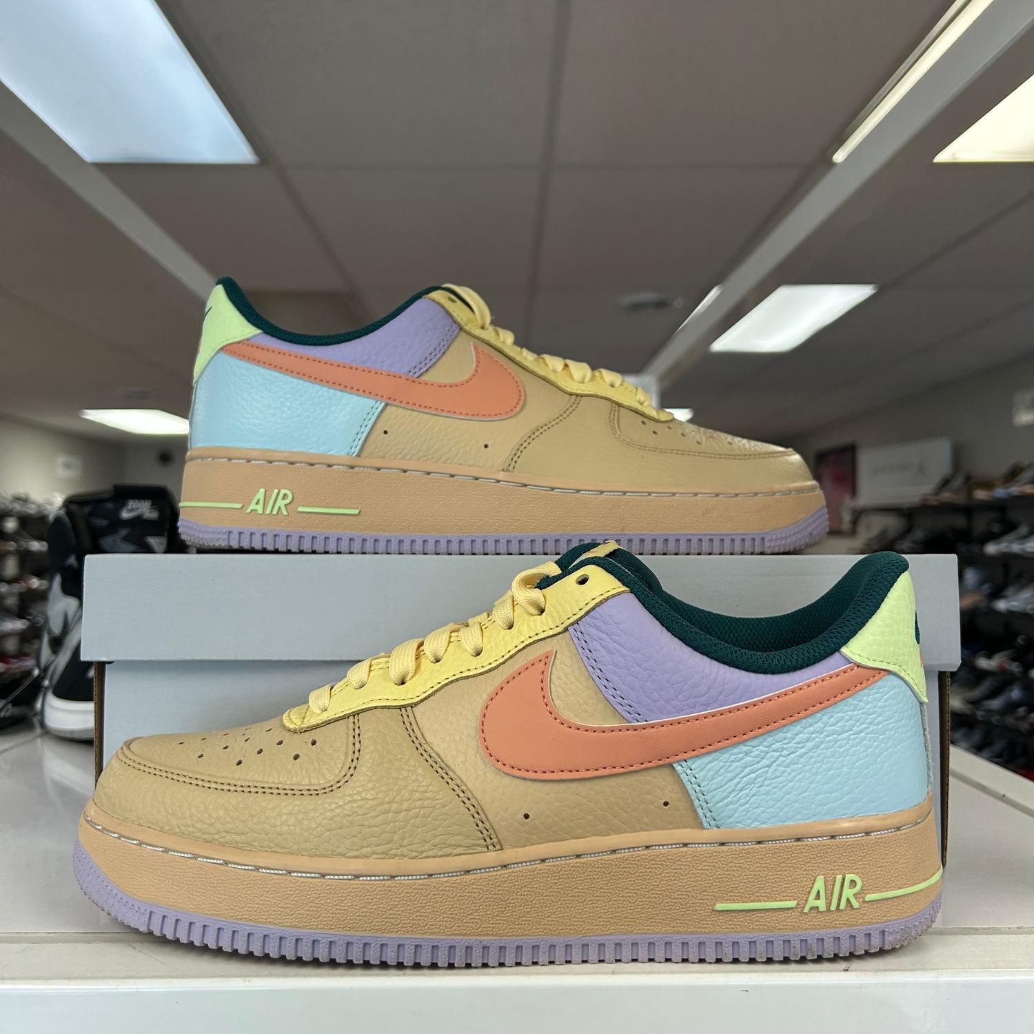 PO NIKE AIR FORCE 1 LOW '07 SESAME HYDRANGEAS SOFT YELLOW (SX) SIZE 9