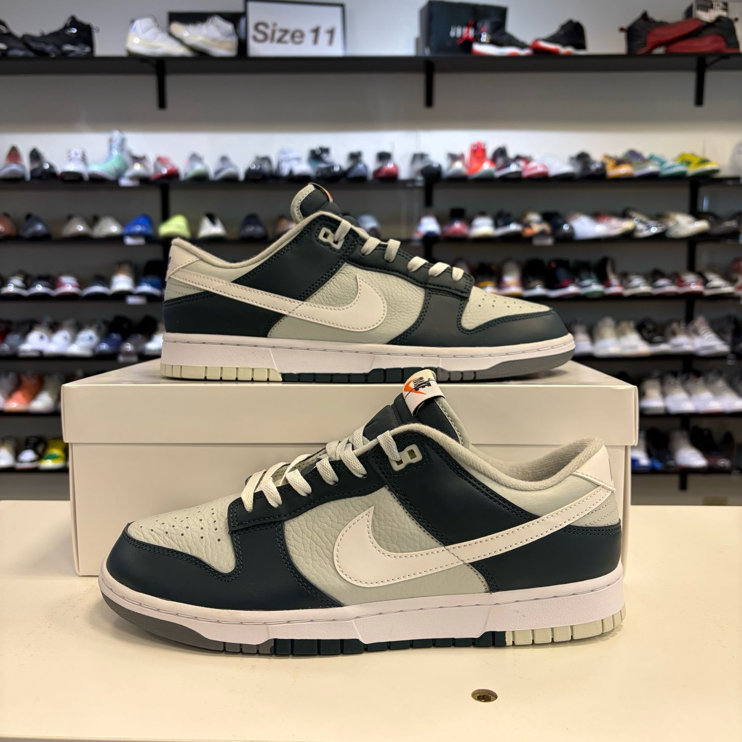 PO NB NIKE DUNK LOW RETRO SPLIT DEEP JUNGLE SIZE 10.5