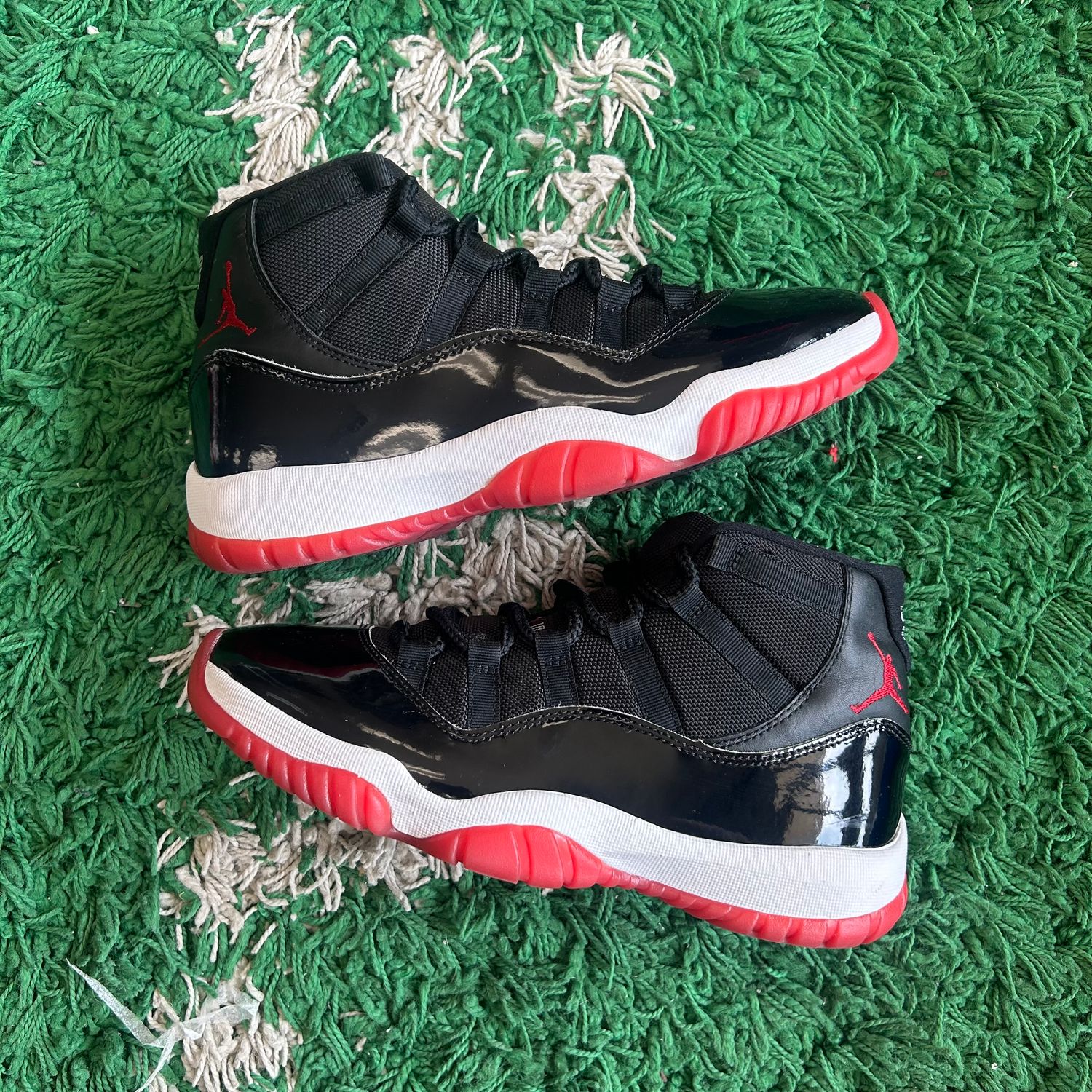 PO NB2 AIR JORDAN 11 BRED (2019) SIZE 8