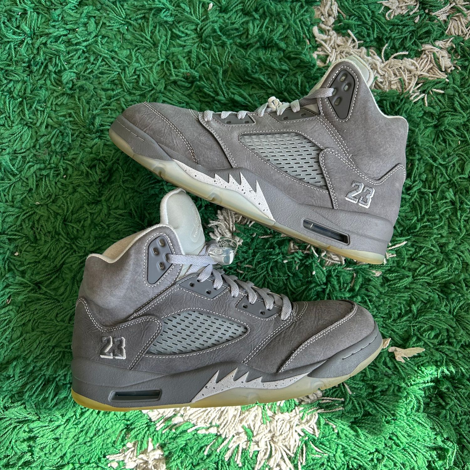 PO NB AIR JORDAN 5 RETRO WOLF GREY (2026) (SX) SIZE 9