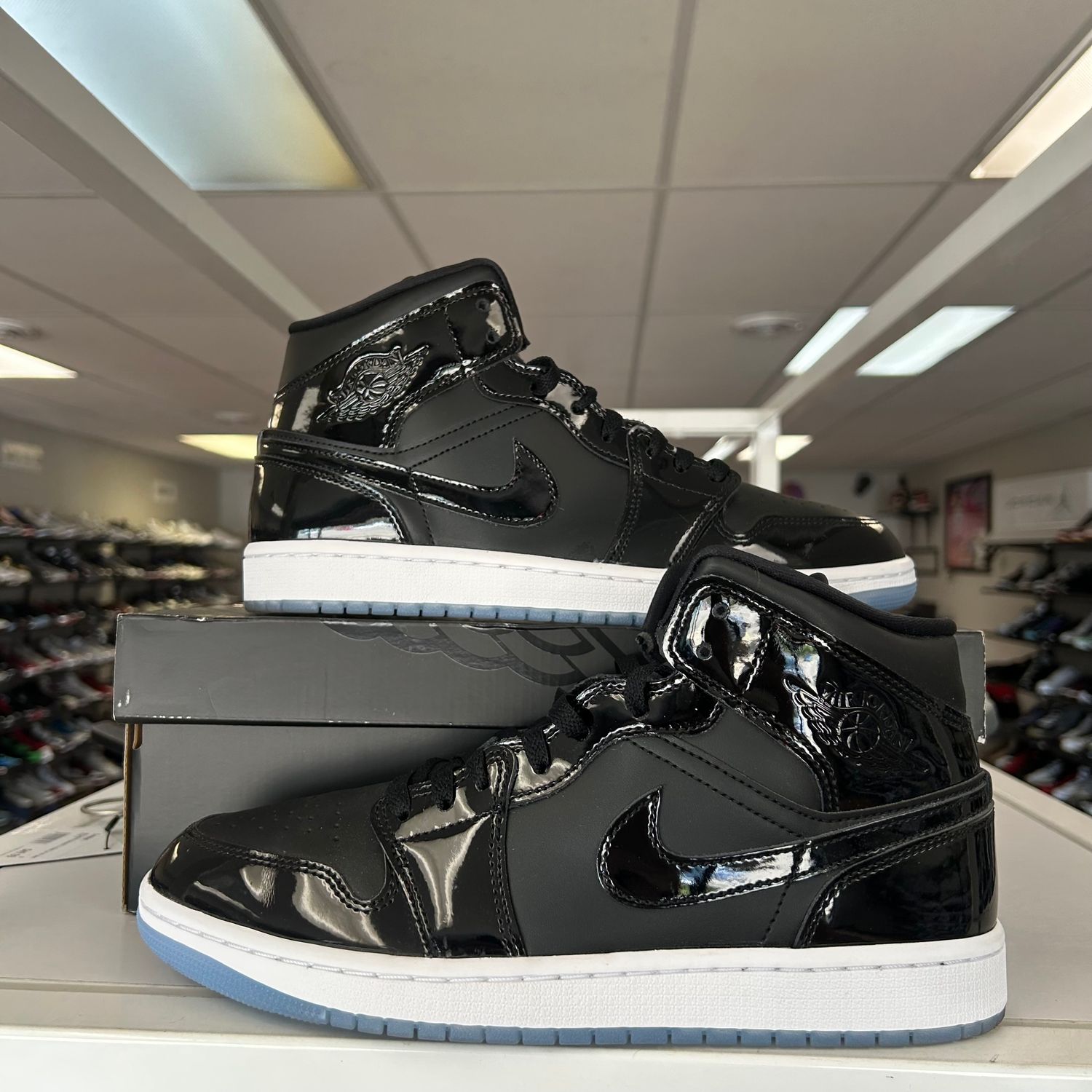 PO2 AIR JORDAN 1 MID SE SPACE JAM SX SIZE 10