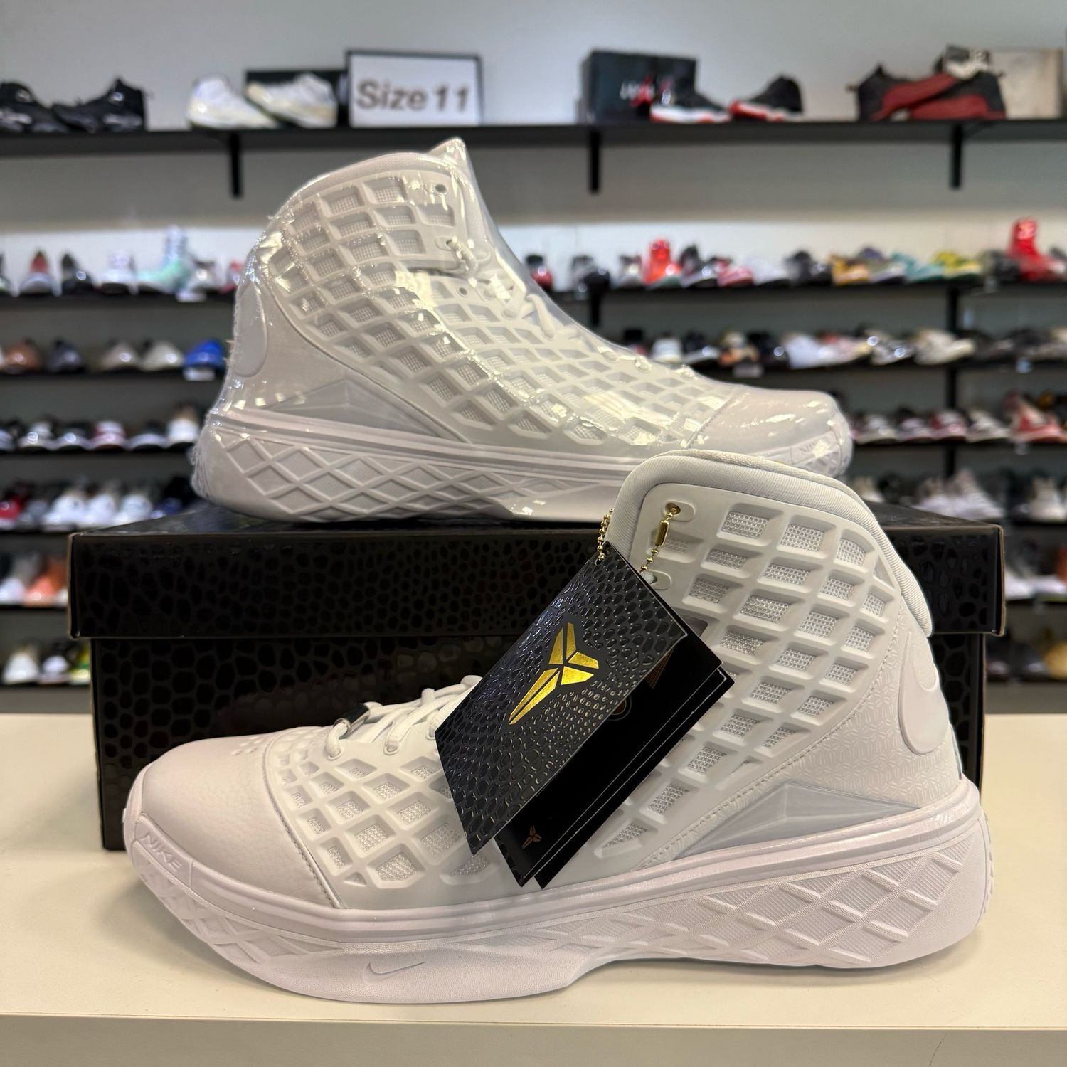 NEW NIKE KOBE 3 PROTRO HALO