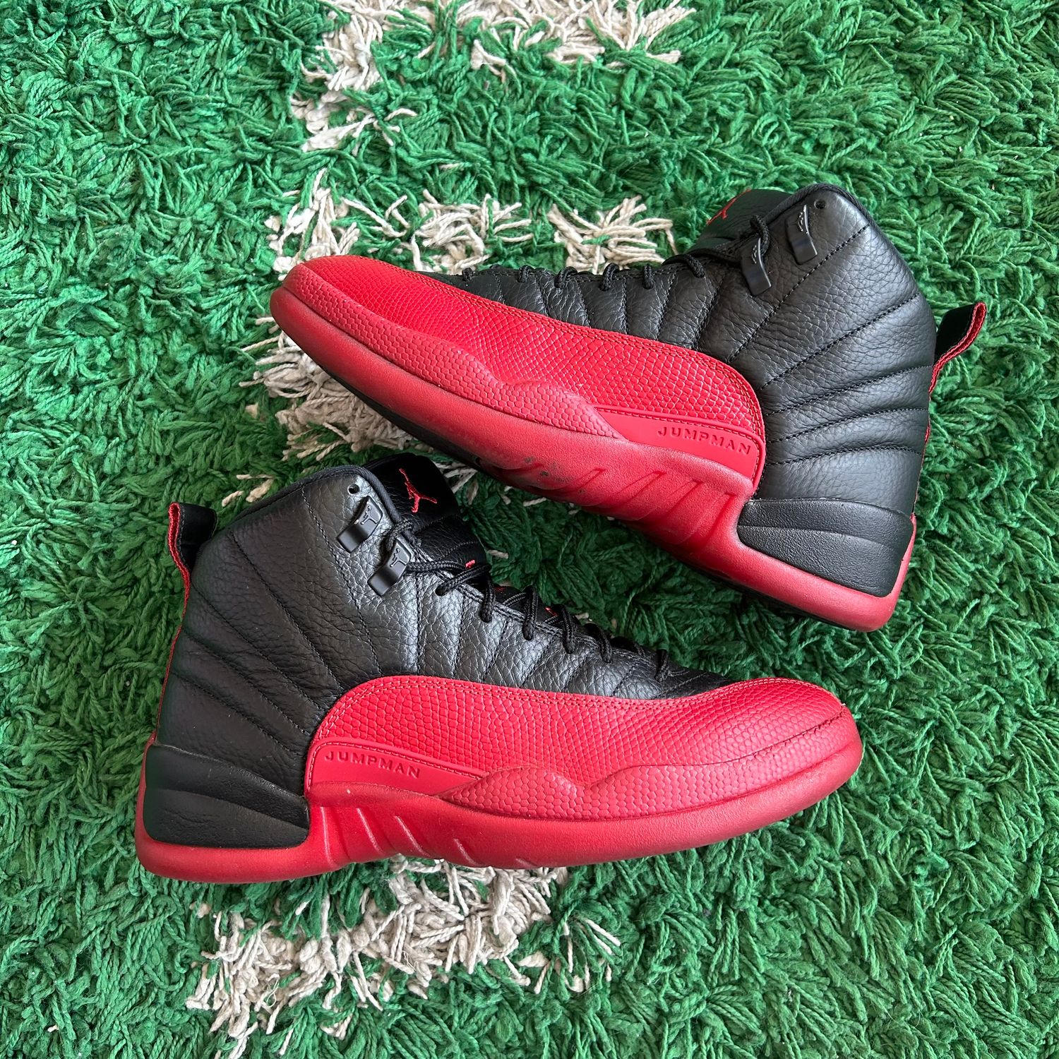 PO NB2 AIR JORDAN 12 FLU GAME (SX) SIZE 9.5