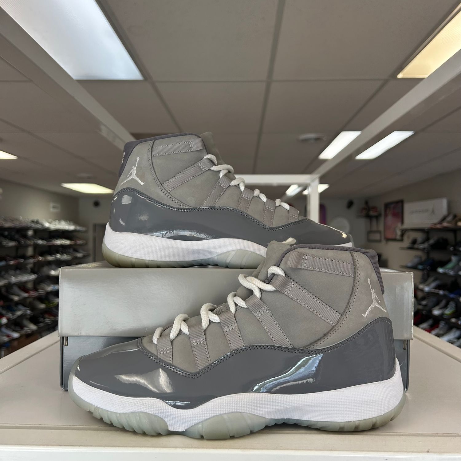 PO2 AIR JORDAN 11 RETRO COOL GREY (2021) (SX) SIZE 8