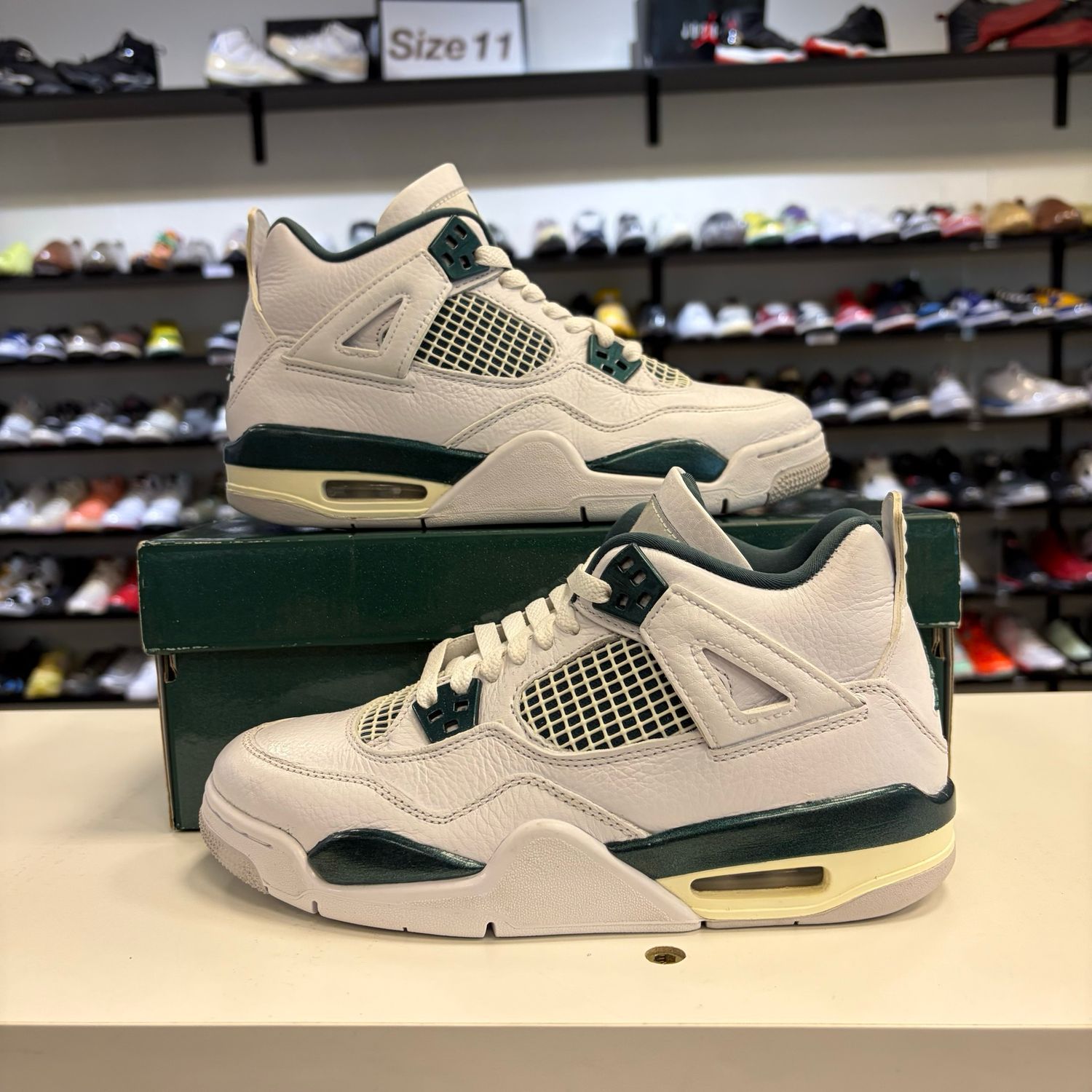 PO AIR JORDAN 4 OXIDIZED GREEN SIZE 6Y