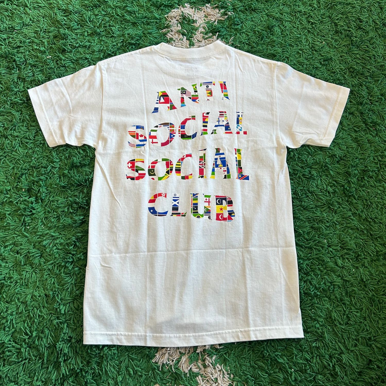 PO ANTI SOCIAL SOCIAL CLUB FLAG TEE (SX) SIZE M