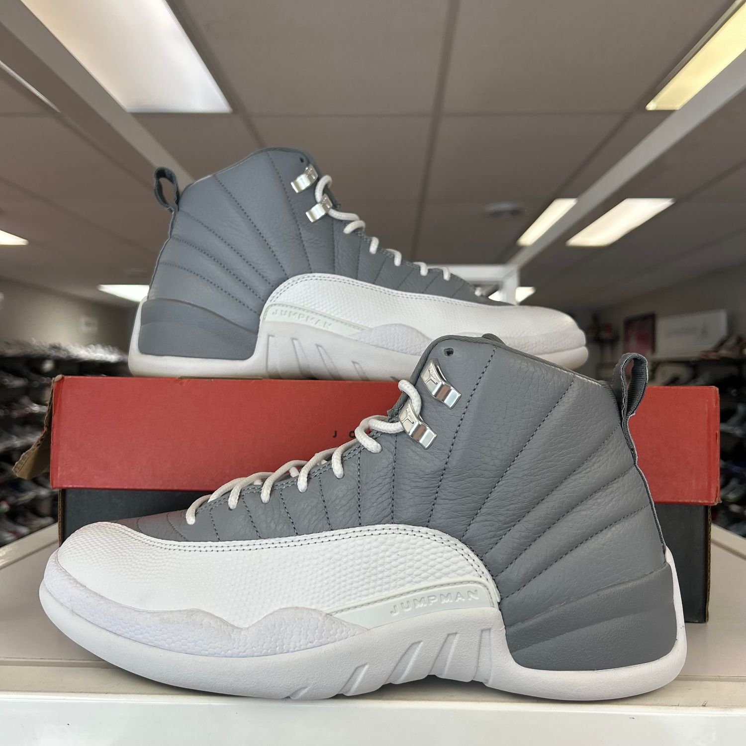 PO2 AIR JORDAN 12 STEALTH (SX) SIZE 10.5