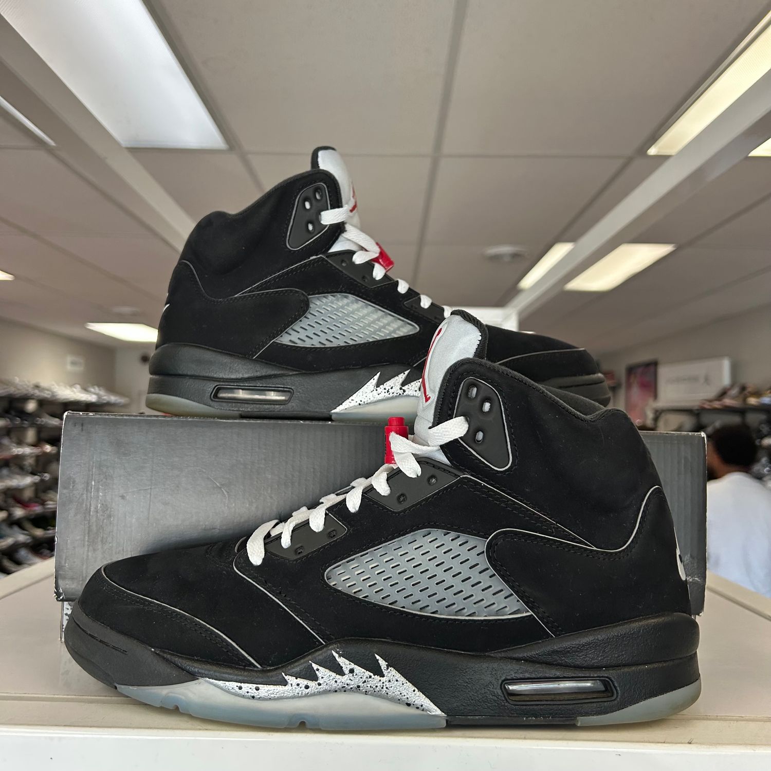 PO2 AIR JORDAN 5 BLACK METALLIC REIMAGINED (SX) SIZE 11