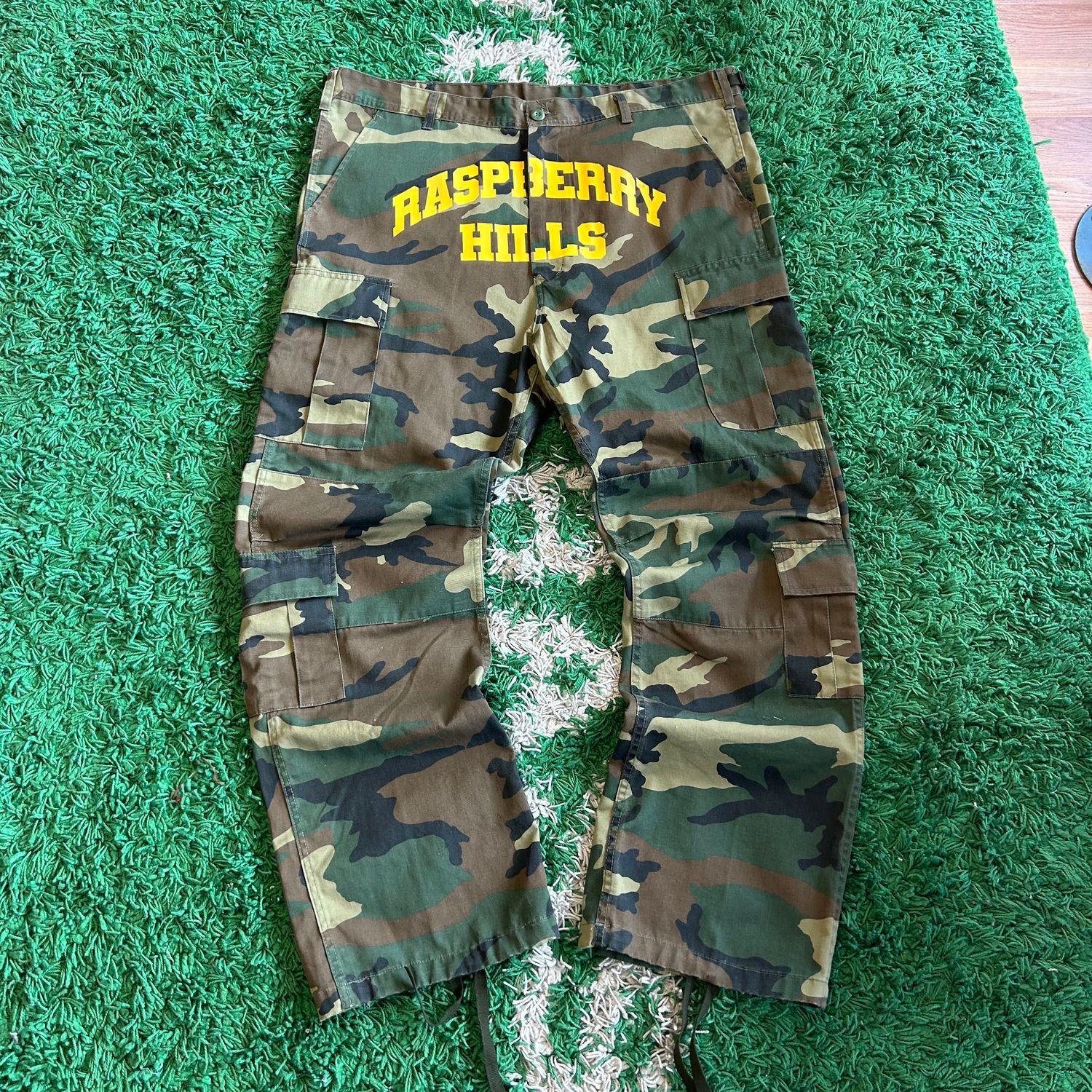 PO RASPBERRY HILLS CAMO PANTS SIZE XL