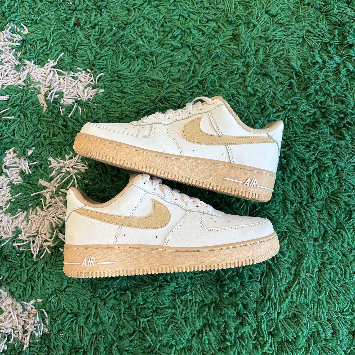 PO NB NIKE AIR FORCE 1 LOW SAIL SESAME (W) (SX) SIZE 8.5W