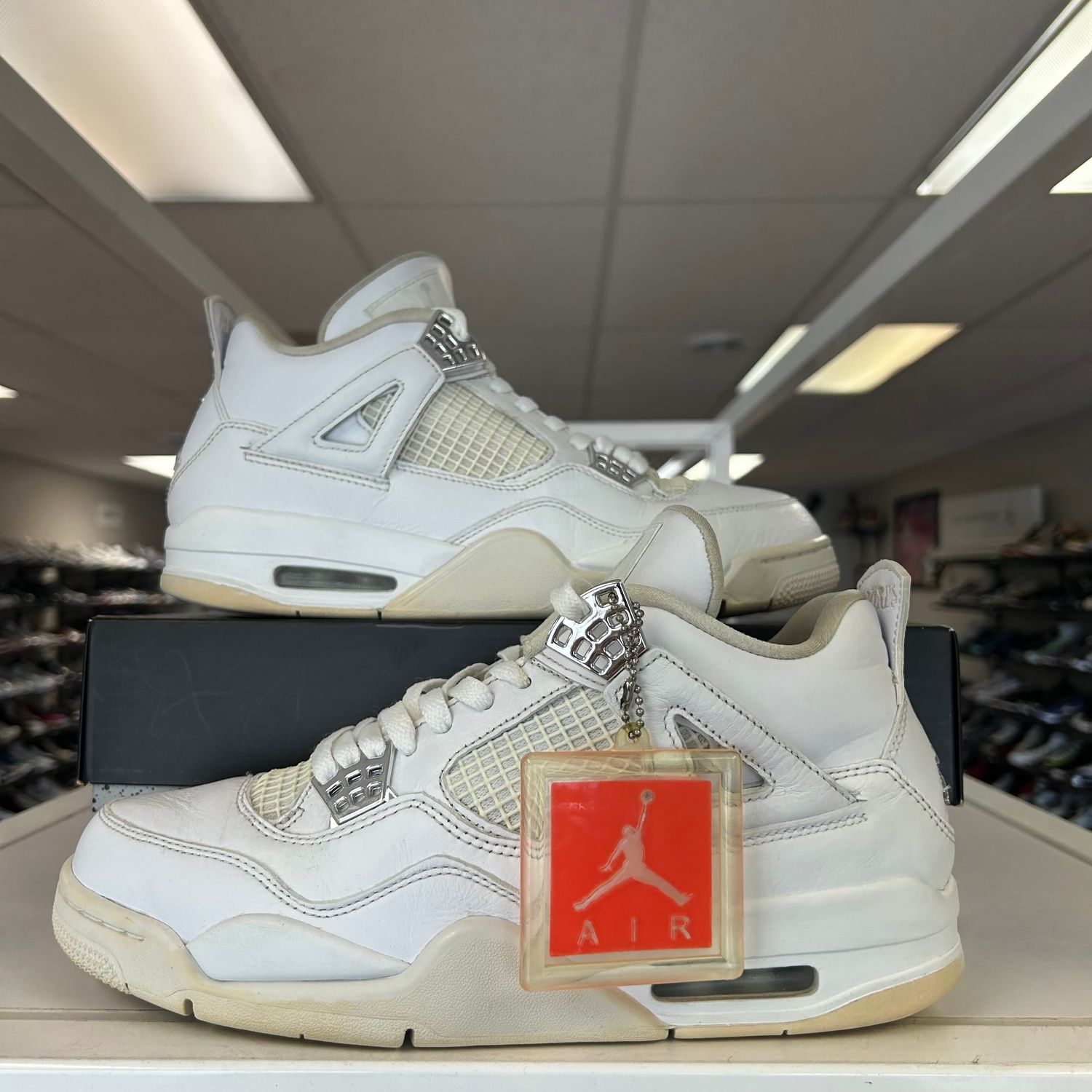 PO AIR JORDAN 4 PURE MONEY (SX) SIZE 10