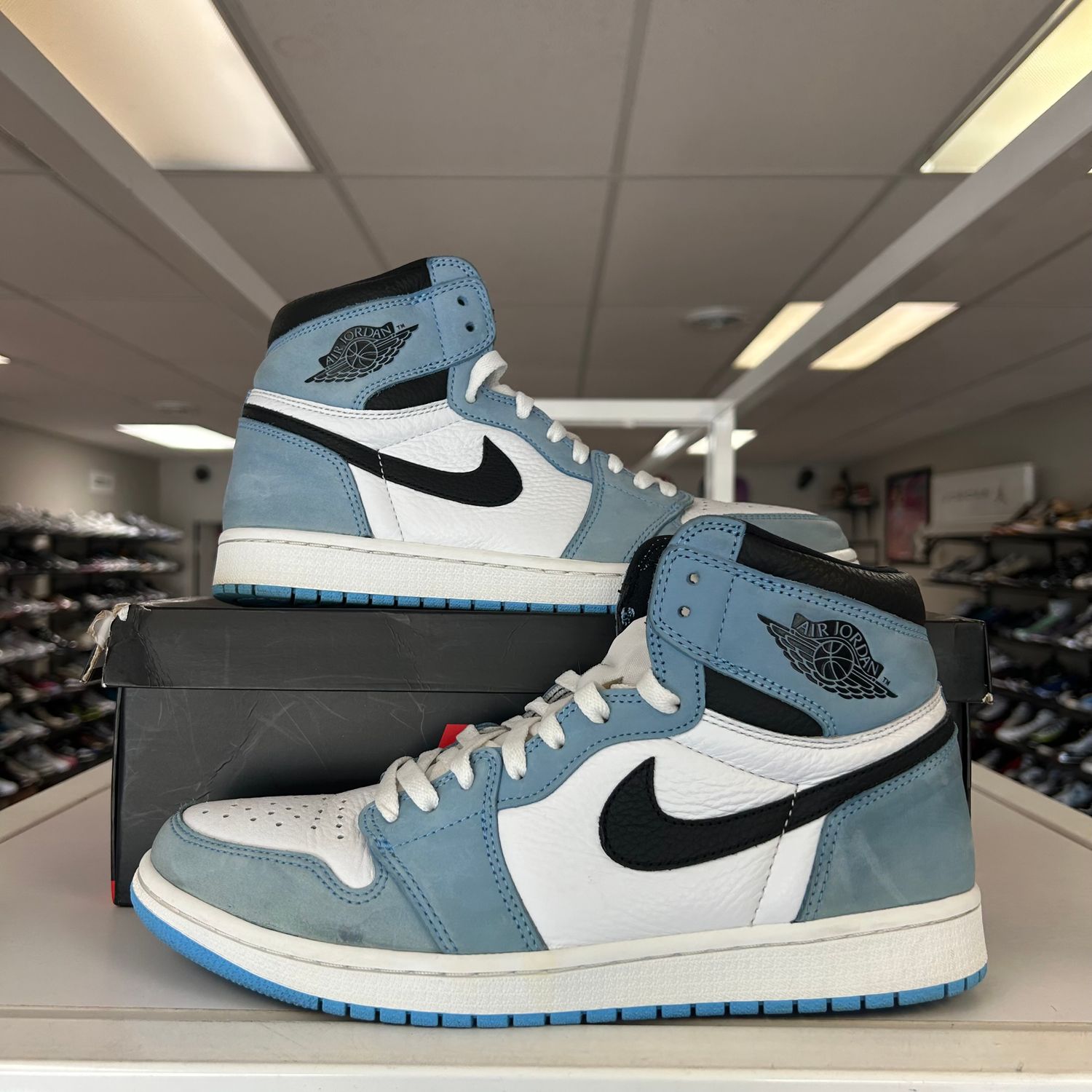 PO2 AIR JORDAN 1 RETRO HIGH OG UNIVERSITY BLUE (SX) SIZE 10