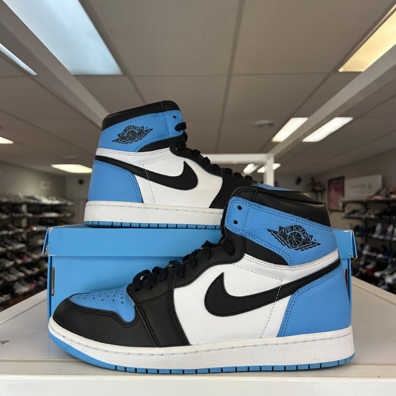 PO2 AIR JORDAN 1 UNC TOE (SX) SIZE 10.5