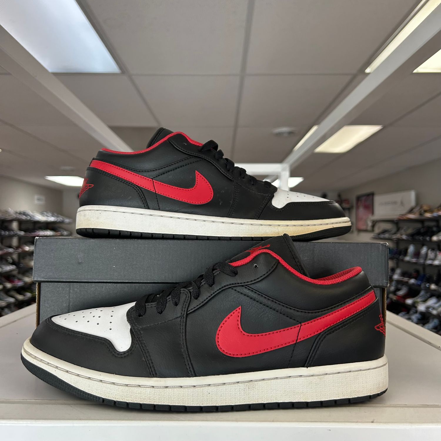 PO2 AIR JORDAN 1 LOW WHITE TOE (SX) SIZE 11