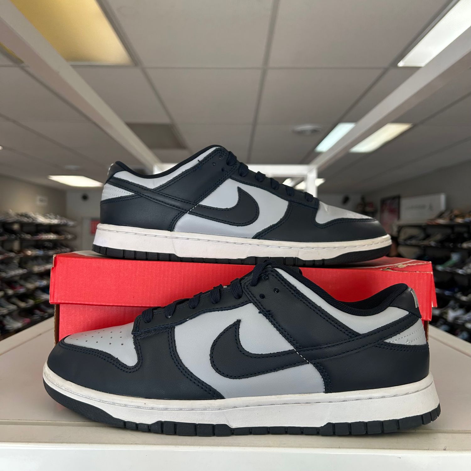 PO3 NIKE DUNK LOW GEORGETOWN (SX) SIZE 11