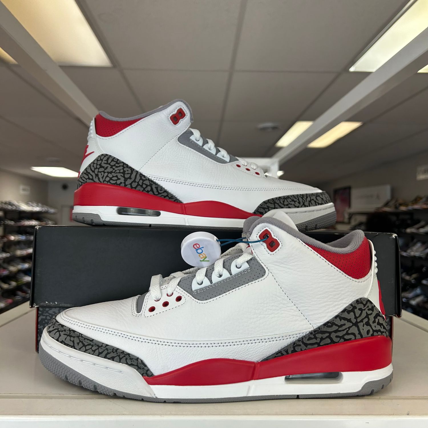 PO5 AIR JORDAN 3 FIRE RED (SX) SIZE 10.5