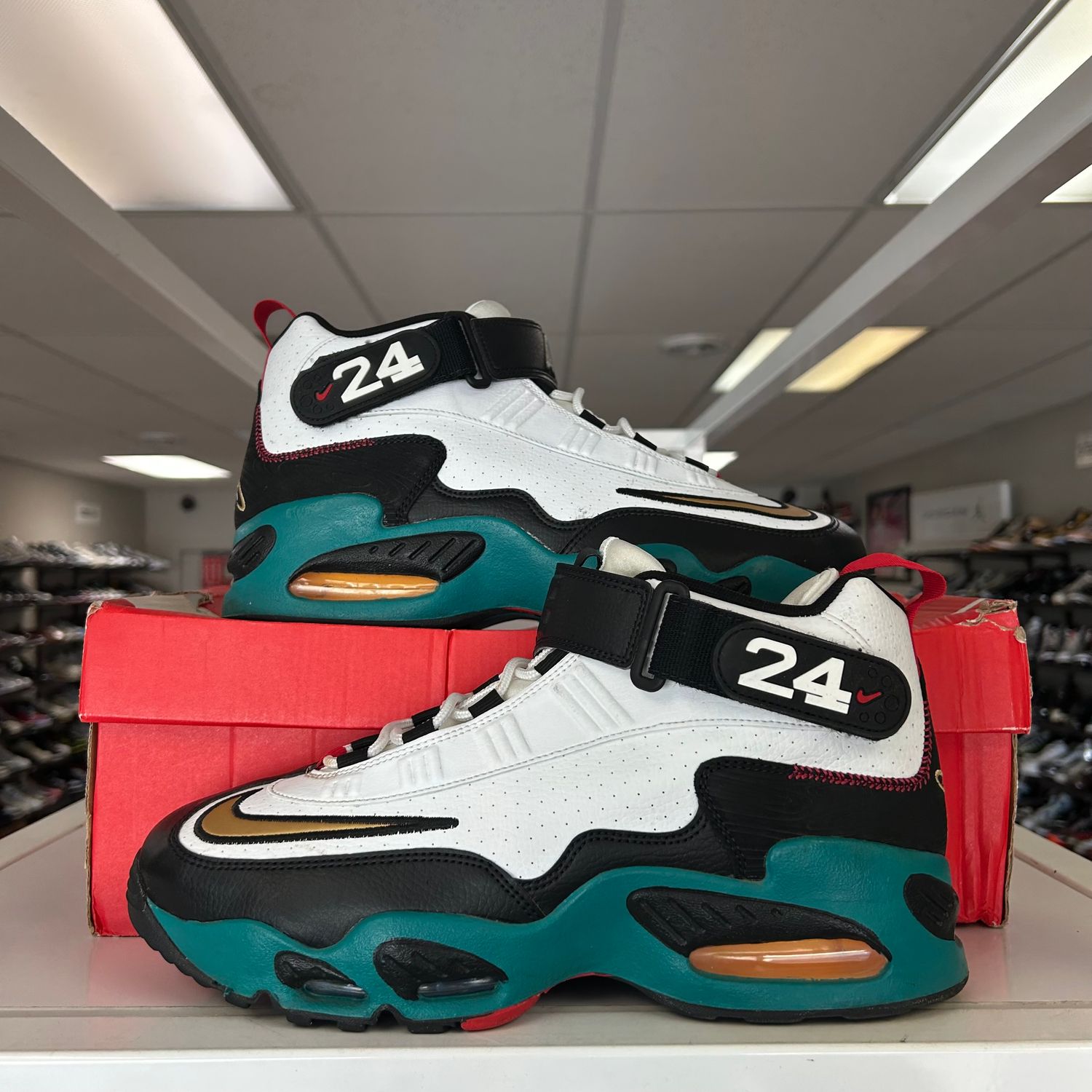 PO NIKE AIR GRIFFEY MAX 1 SWINGMAN SWEETEST SWING (SX) SIZE 11