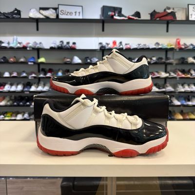 PO JORDAN 11 RETRO LOW CONCORD BRED SIZE 9.5