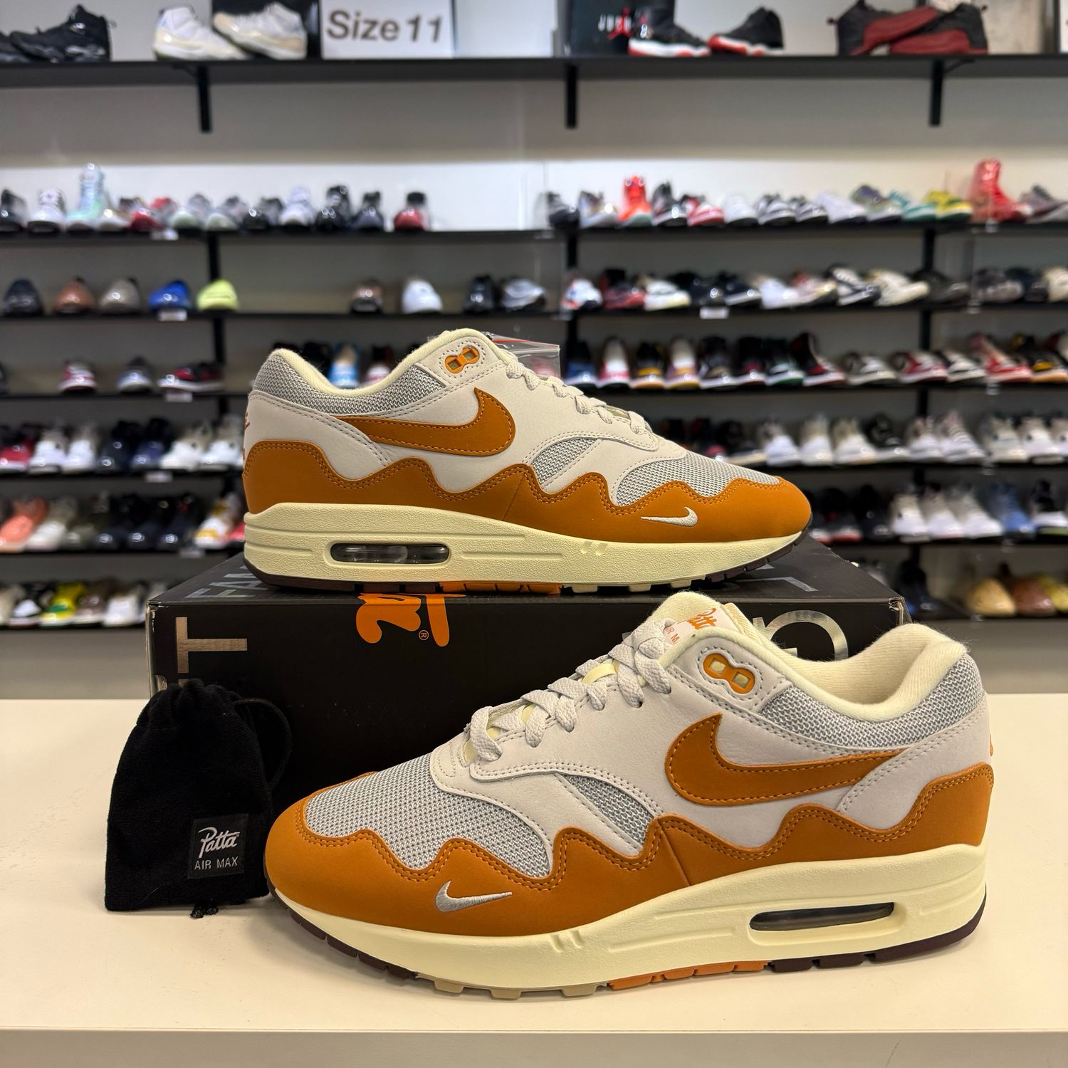 NEW NIKE AIR MAX 1 PATTA WAVES MONARCH (WITH BRACELET)
