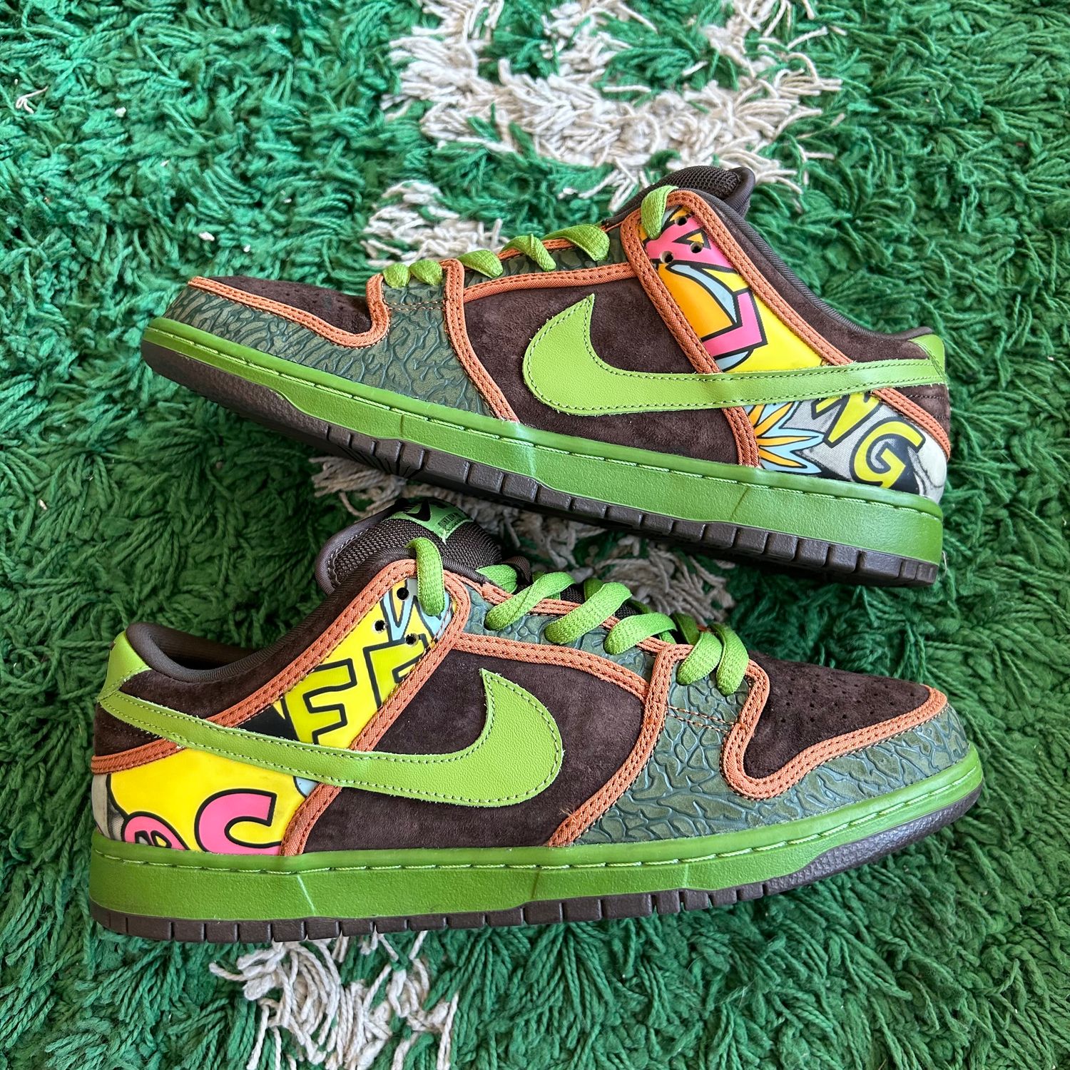 PO NB NIKE SB DUNK LOW DE LA SOUL (2015) (SX) SIZE 10.5