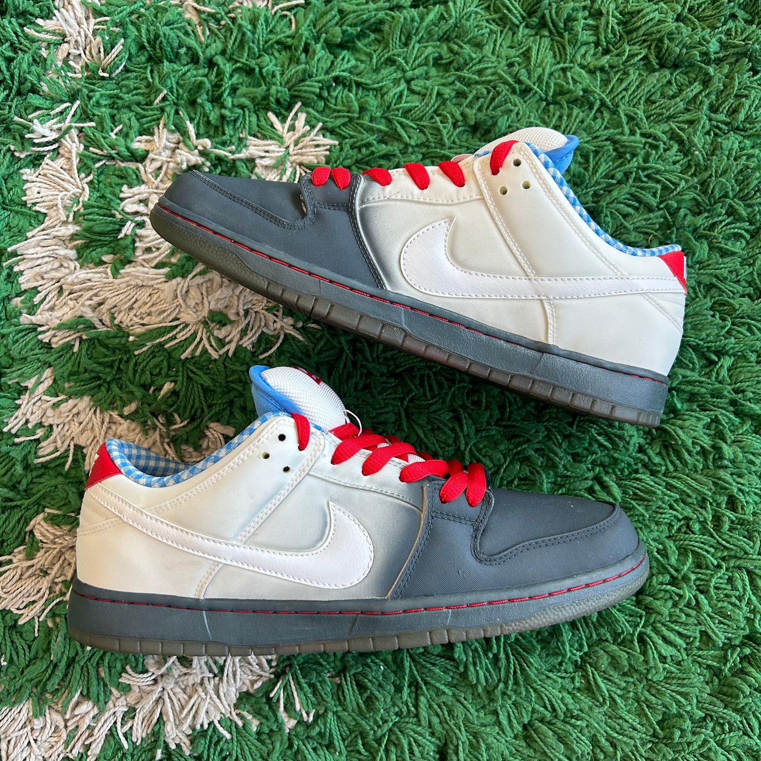 PO NB2 NIKE SB DUNK LOW DOROTHY (WIZARD OF OZ) (SX) SIZE 10.5