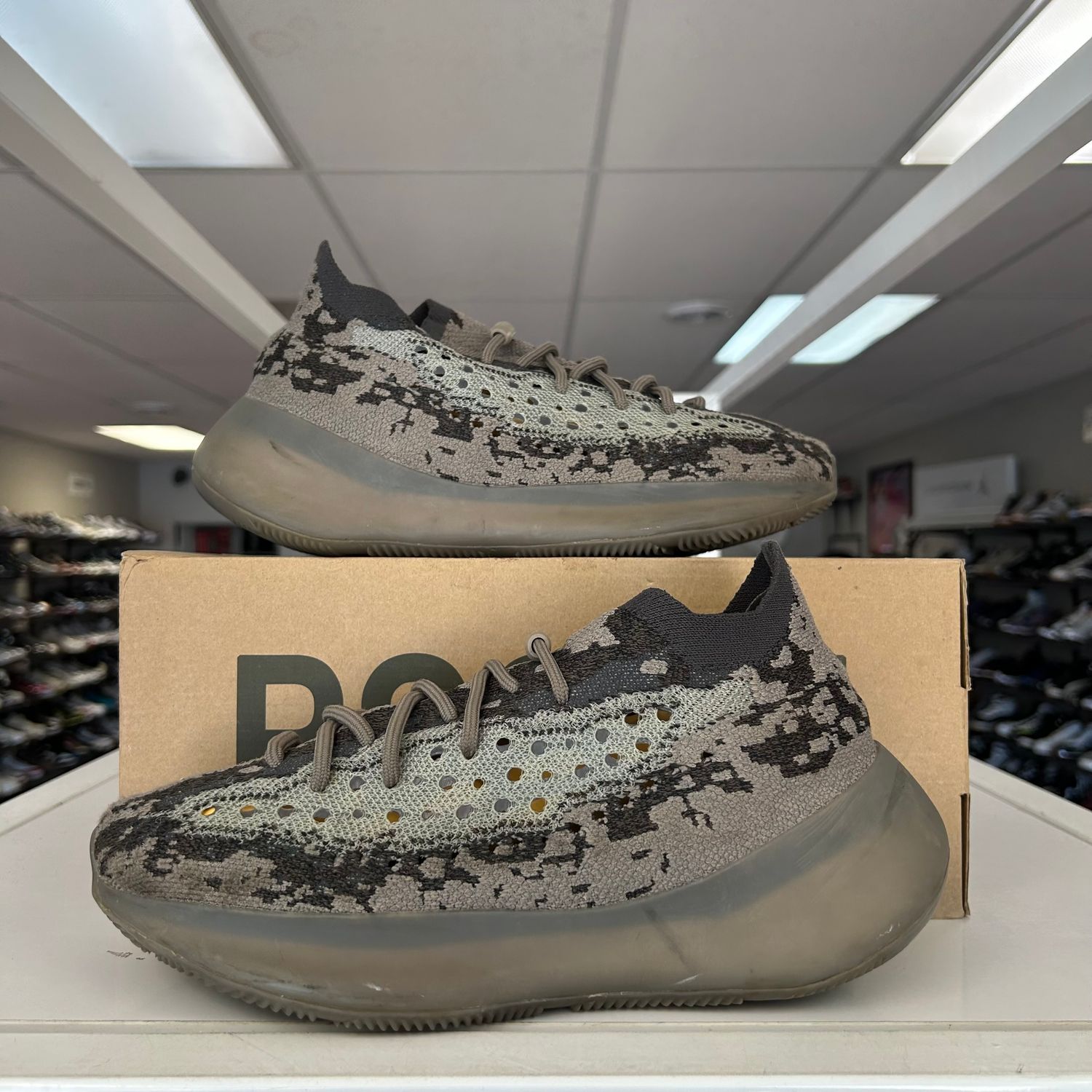 PO YEEZY BOOST 380 STONE SLATE (2021) (SX) SIZE 8.5