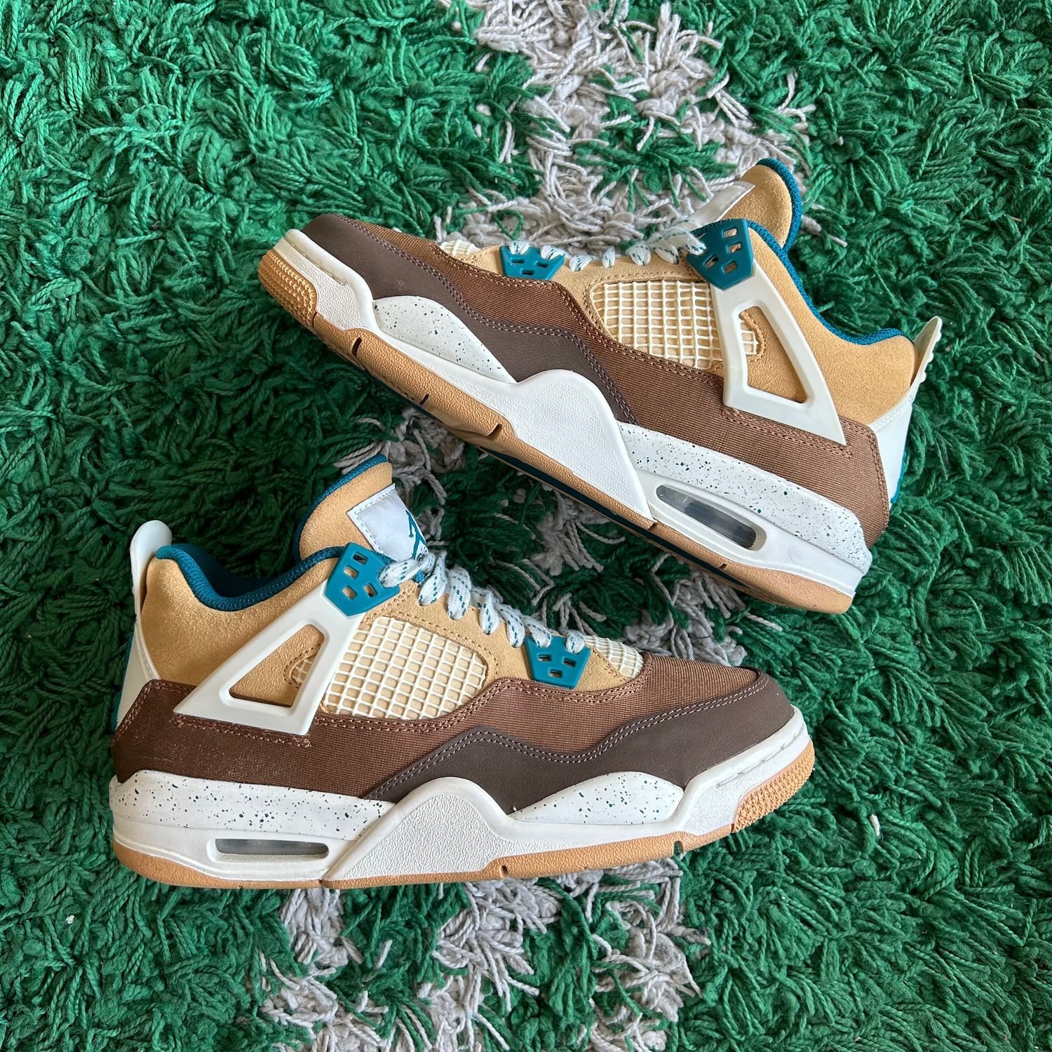PO NB JORDAN 4 CACAO WOW (SX) SIZE 7Y