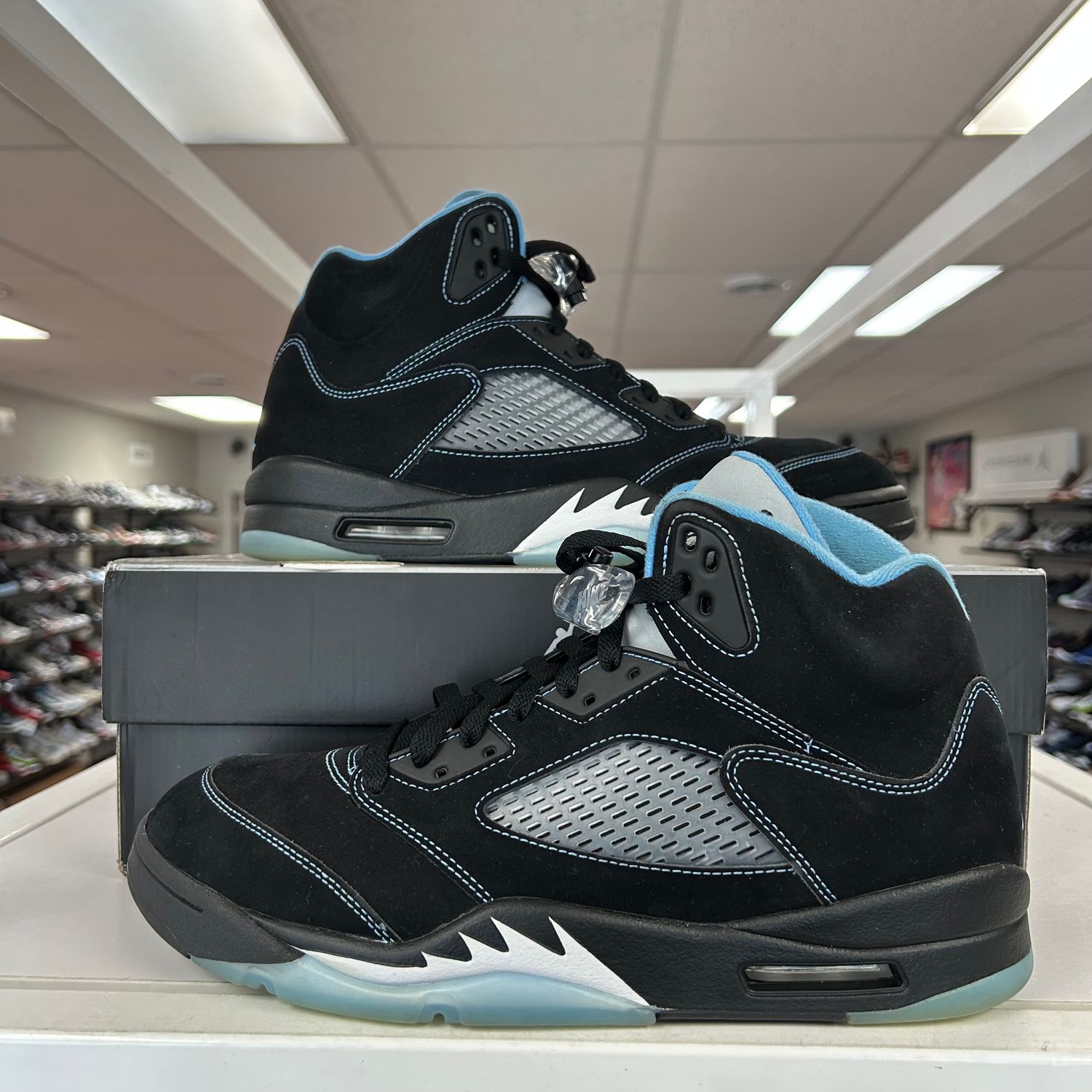 PO JORDAN 5 UNIVERSITY BLUE (2026) (SX) SIZE 11