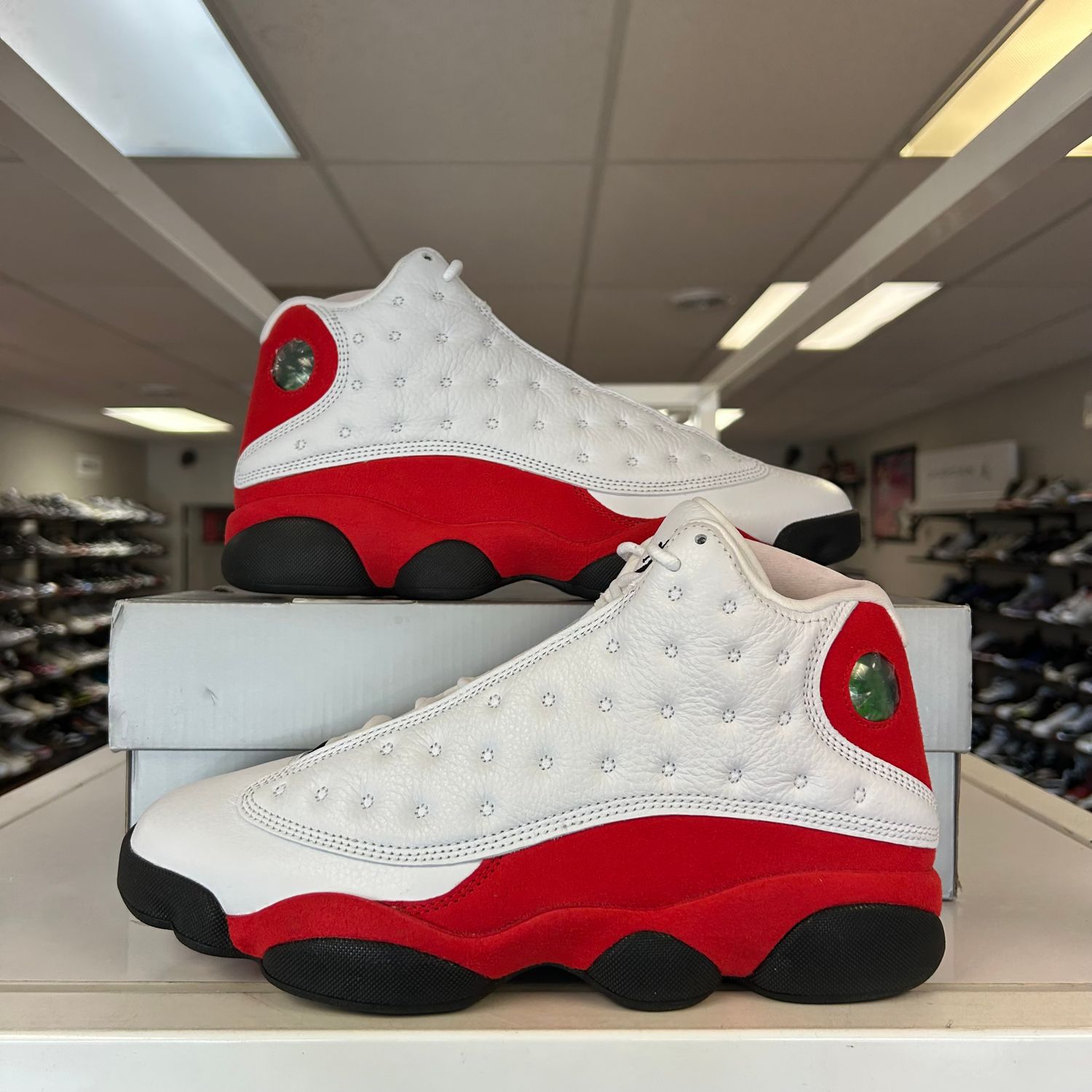 PO AIR JORDAN 13 OG CHICAGO (2026) (SX) SIZE 9