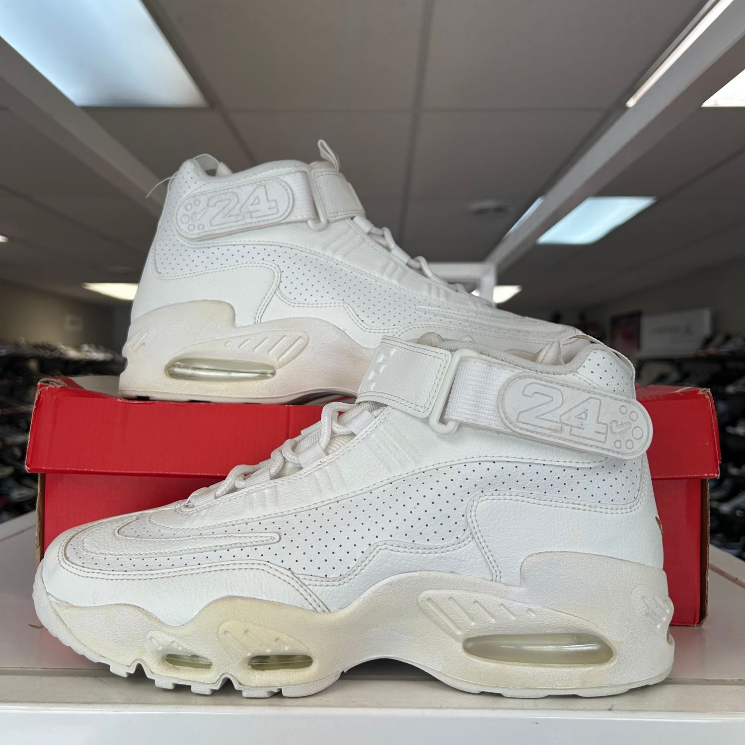 PO NIKE AIR GRIFFEY MAX 1 INDUCTKID (SX) SIZE 10