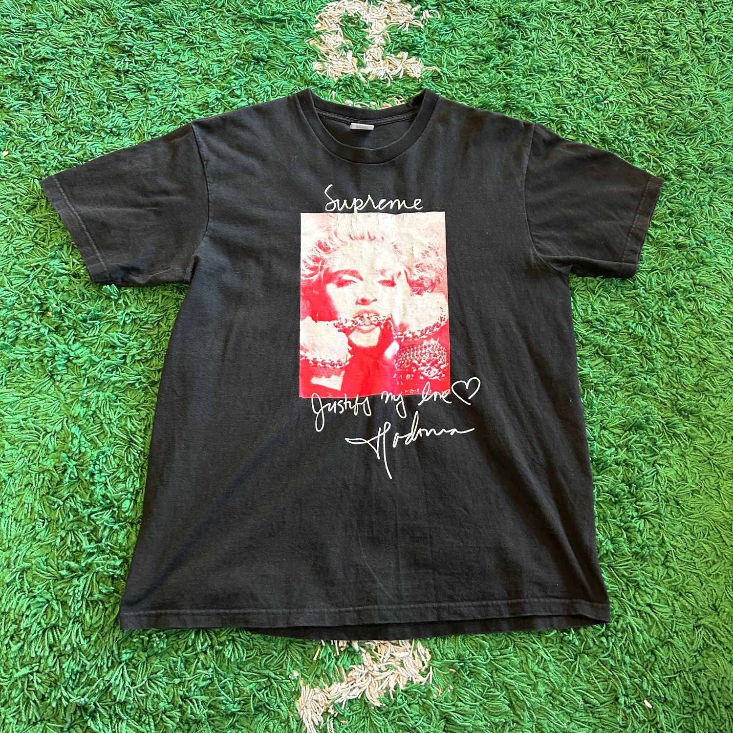 PO SUPREME MADONNA TEE BLACK (SX) SIZE L