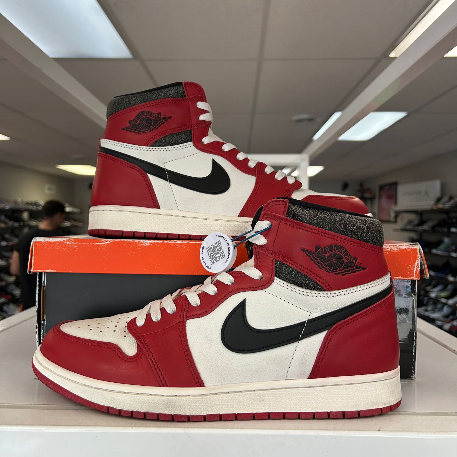 PO4 AIR JORDAN 1 LOST AND FOUND CHICAGO (SX) SIZE 11