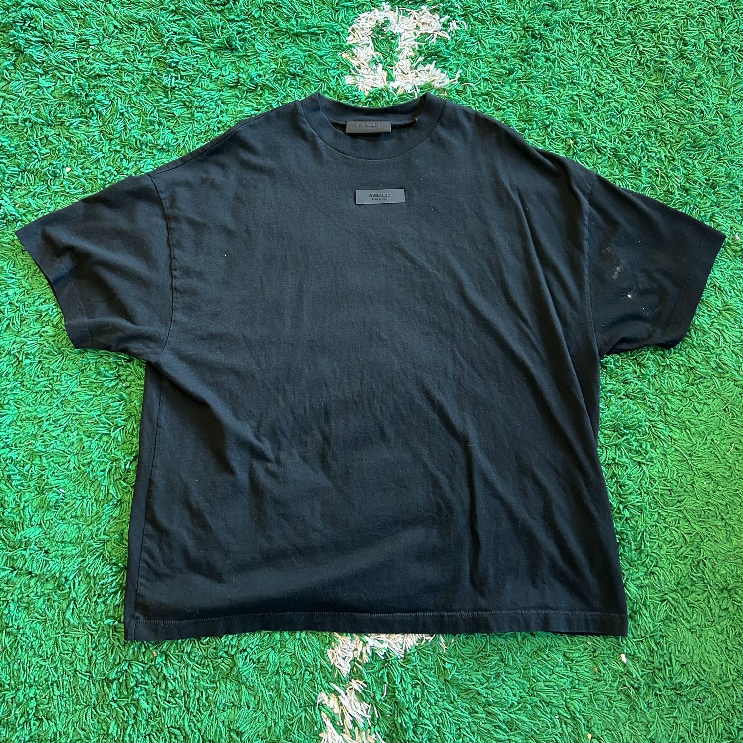 PO ESSENTIALS BLACK ON BLACK RUBBER PATCH (SX) SIZE LARGE