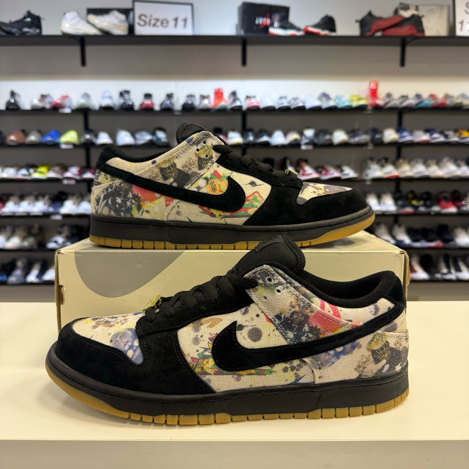 PO NIKE SB DUNK LOW SUPREME RAMMELLZEE SIZE 12