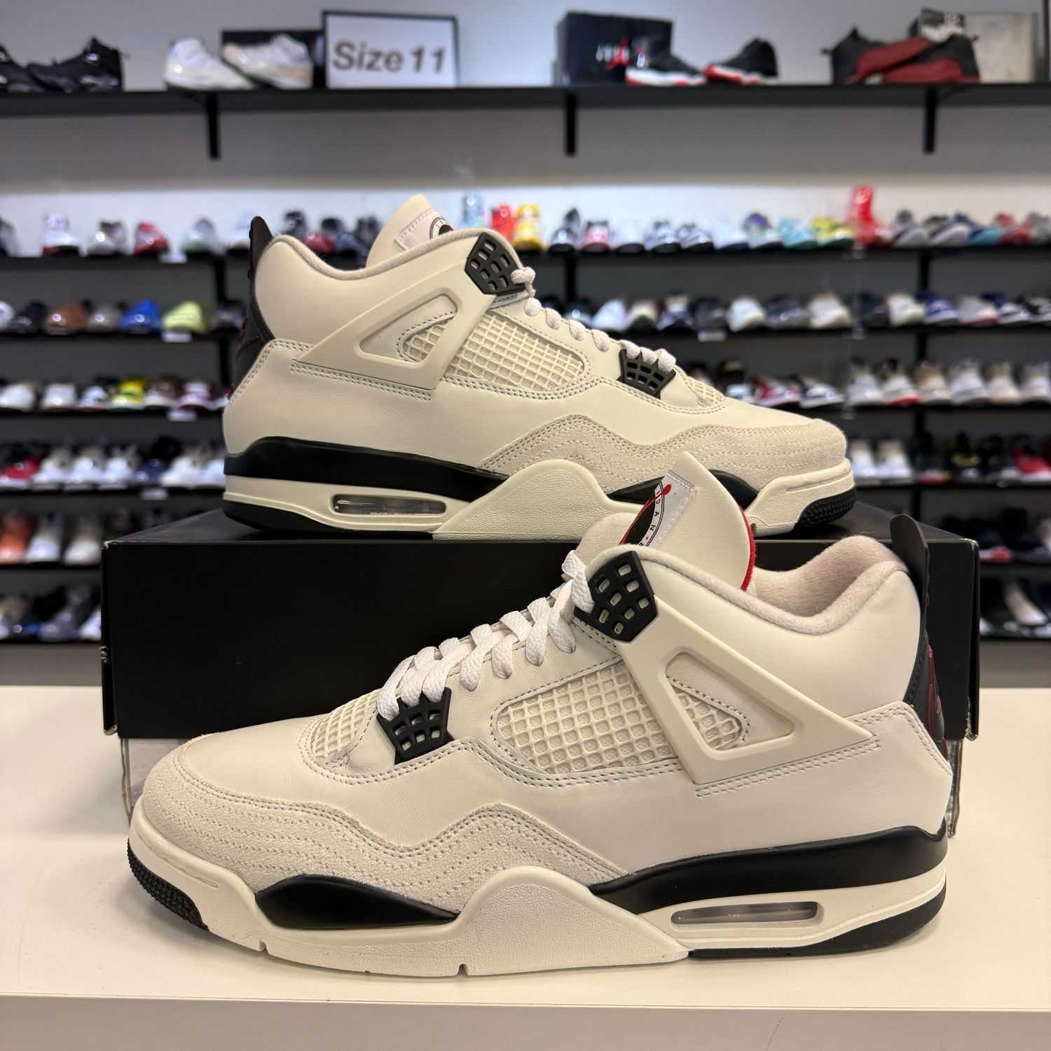 PO JORDAN 4 FLIGHT CLUB SIZE 12