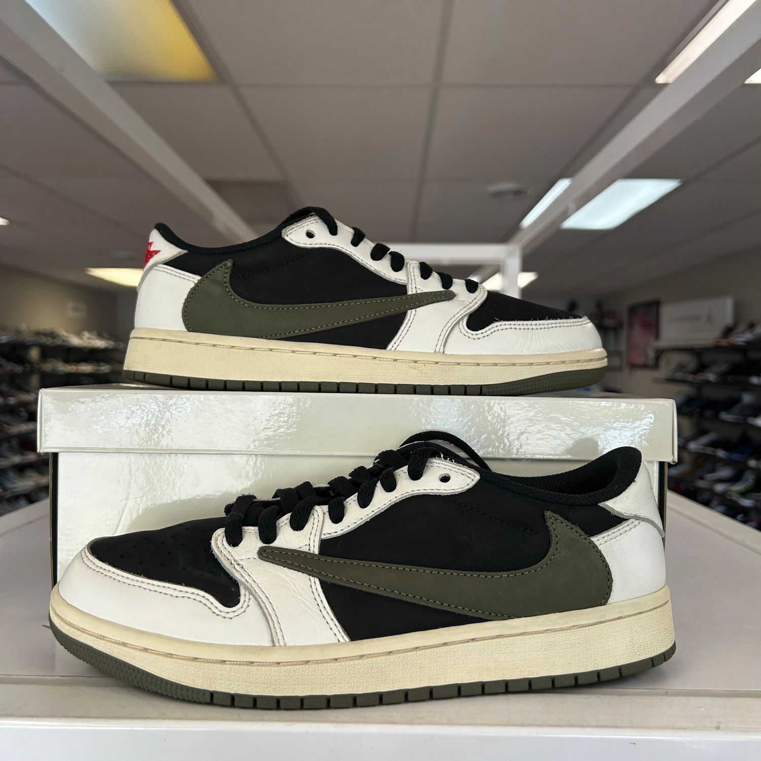 PO AIR JORDAN 1 LOW TRAVIS SCOTT OLIVE (WOMENS) (SX) SIZE 8W
