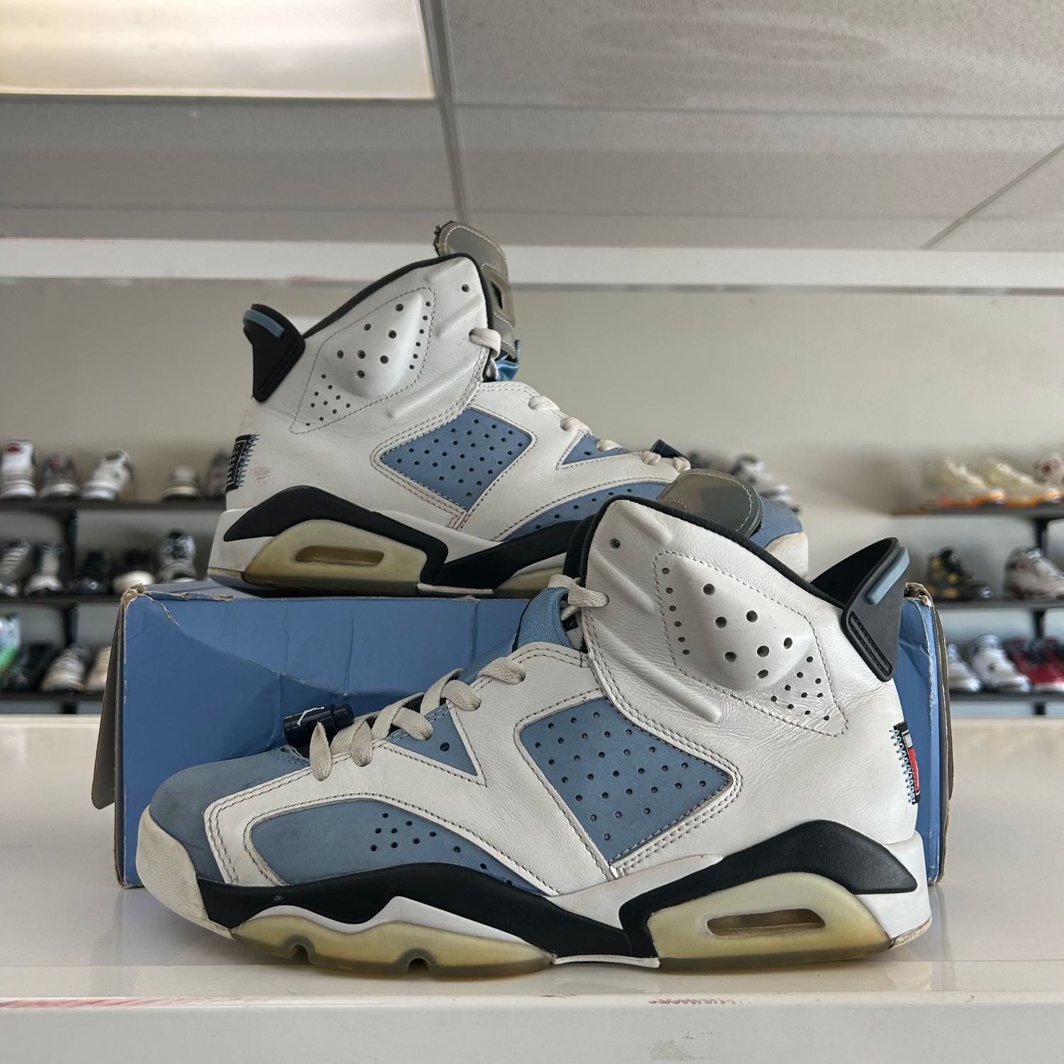 PO AIR JORDAN 6 UNC WHITE (SX) SIZE 9