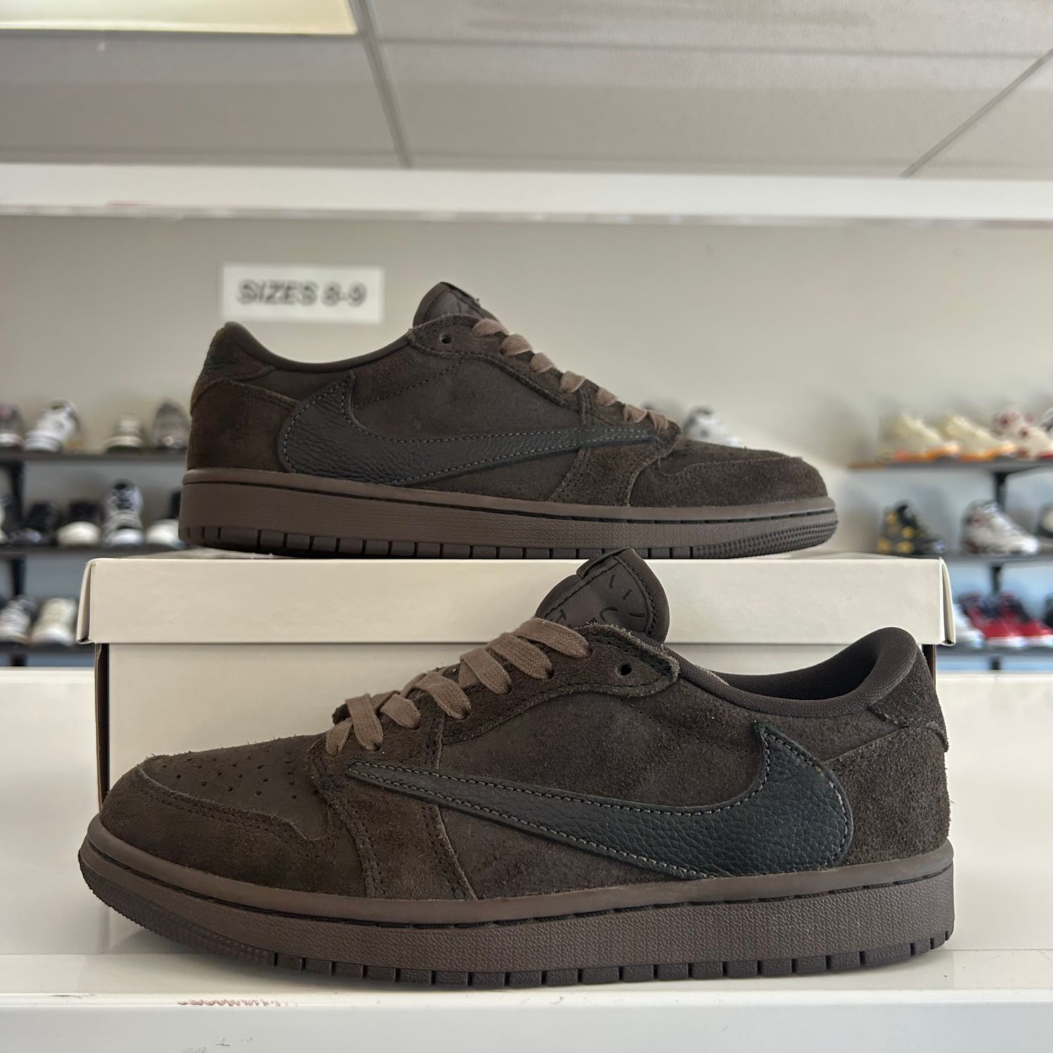 PO AIR JORDAN 1 LOW TRAVIS SCOTT VELVET BROWN (SX) SIZE 7