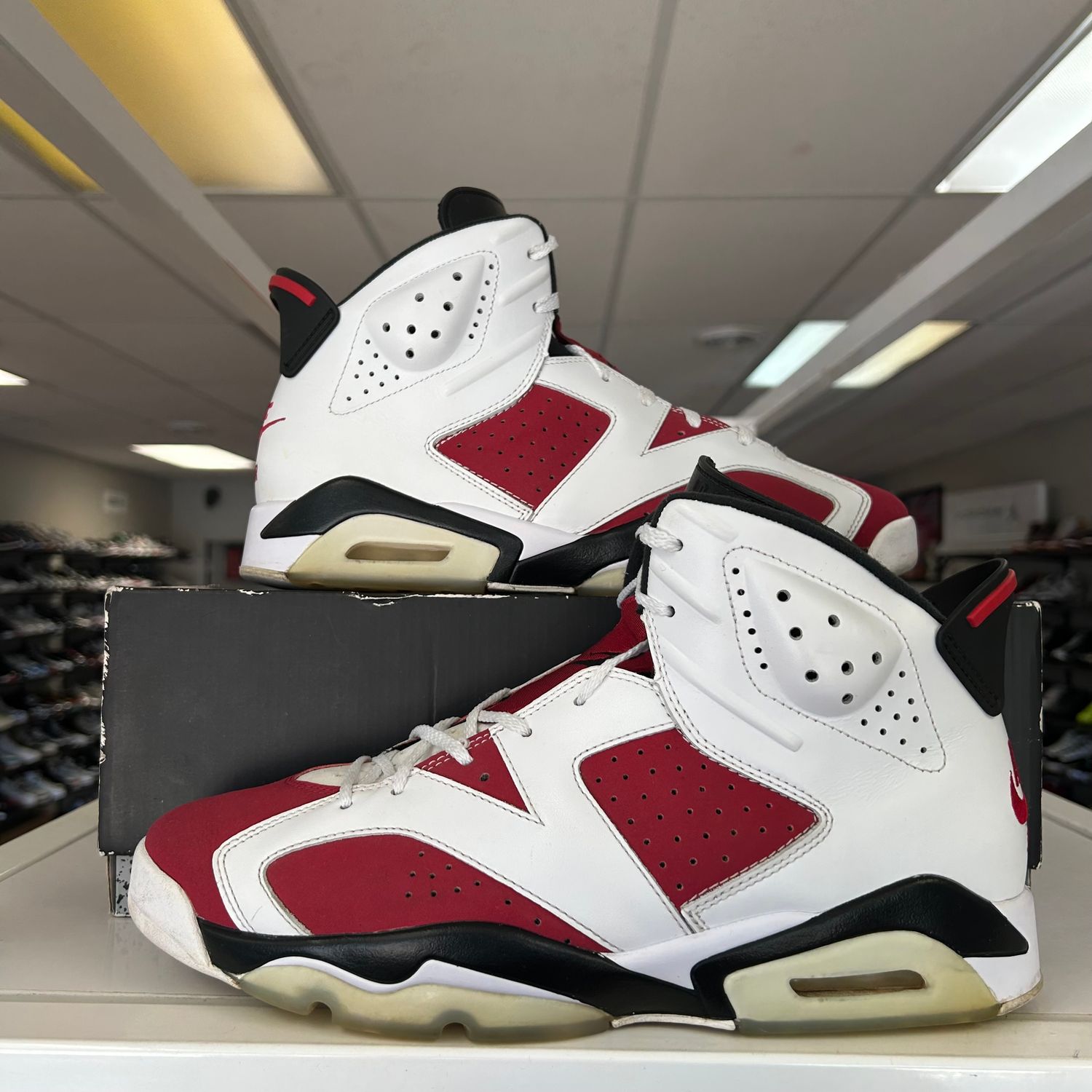 PO4 AIR JORDAN 6 CARMINE (SX) SIZE 11