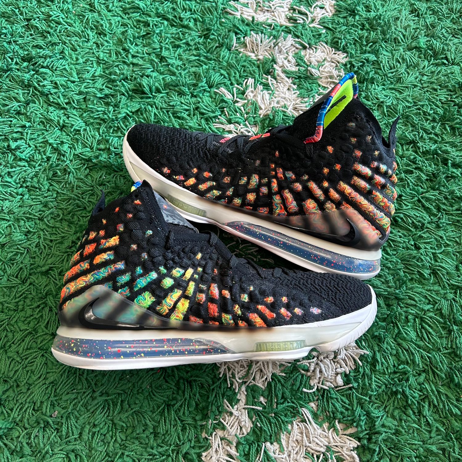 PO NB NIKE LEBRON 17 JAMES GANG (SX) SIZE 14